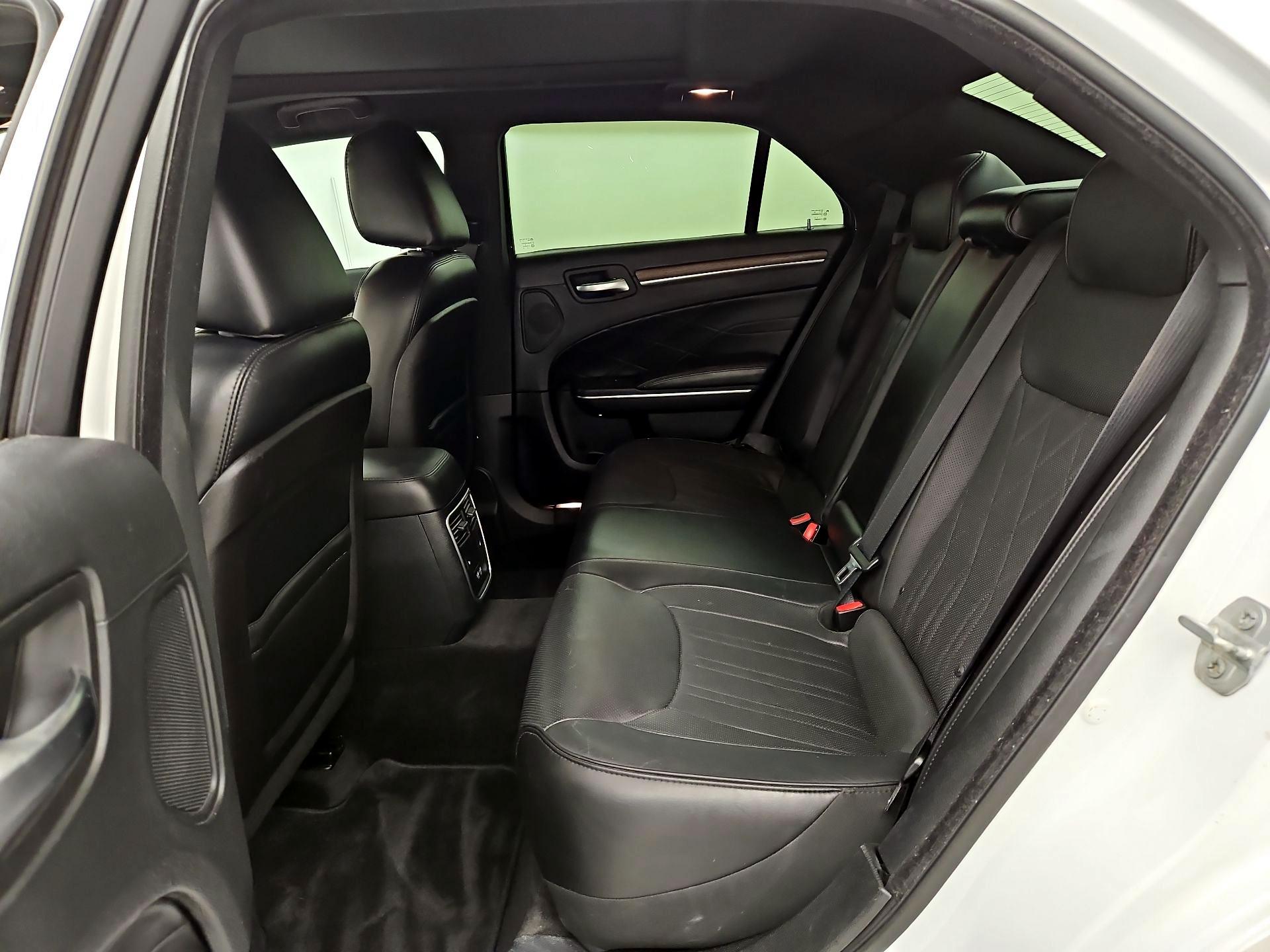Thumbnail: 2015 Chrysler 300 - 20