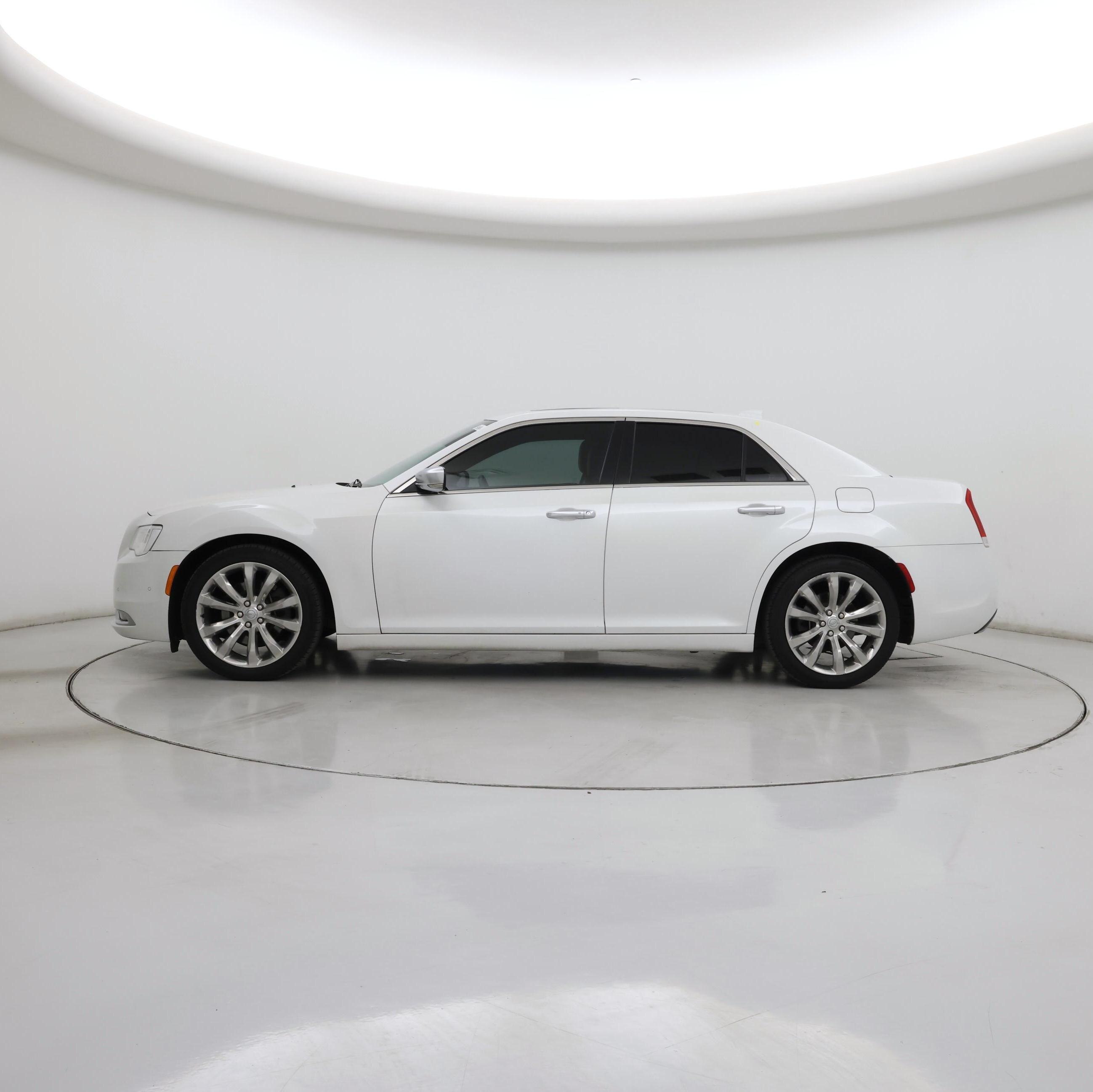 Thumbnail: 2015 Chrysler 300 - 3