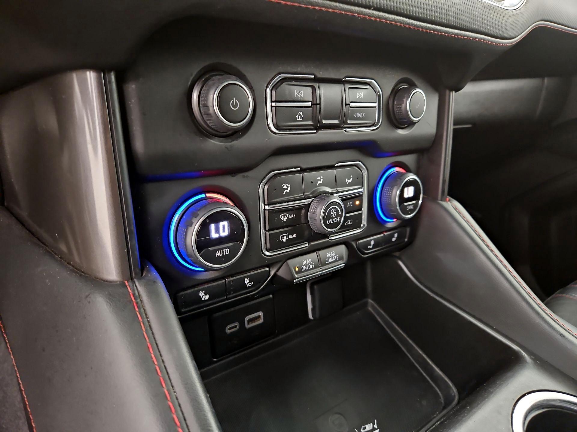 Thumbnail: 2023 Chevrolet Tahoe - 16