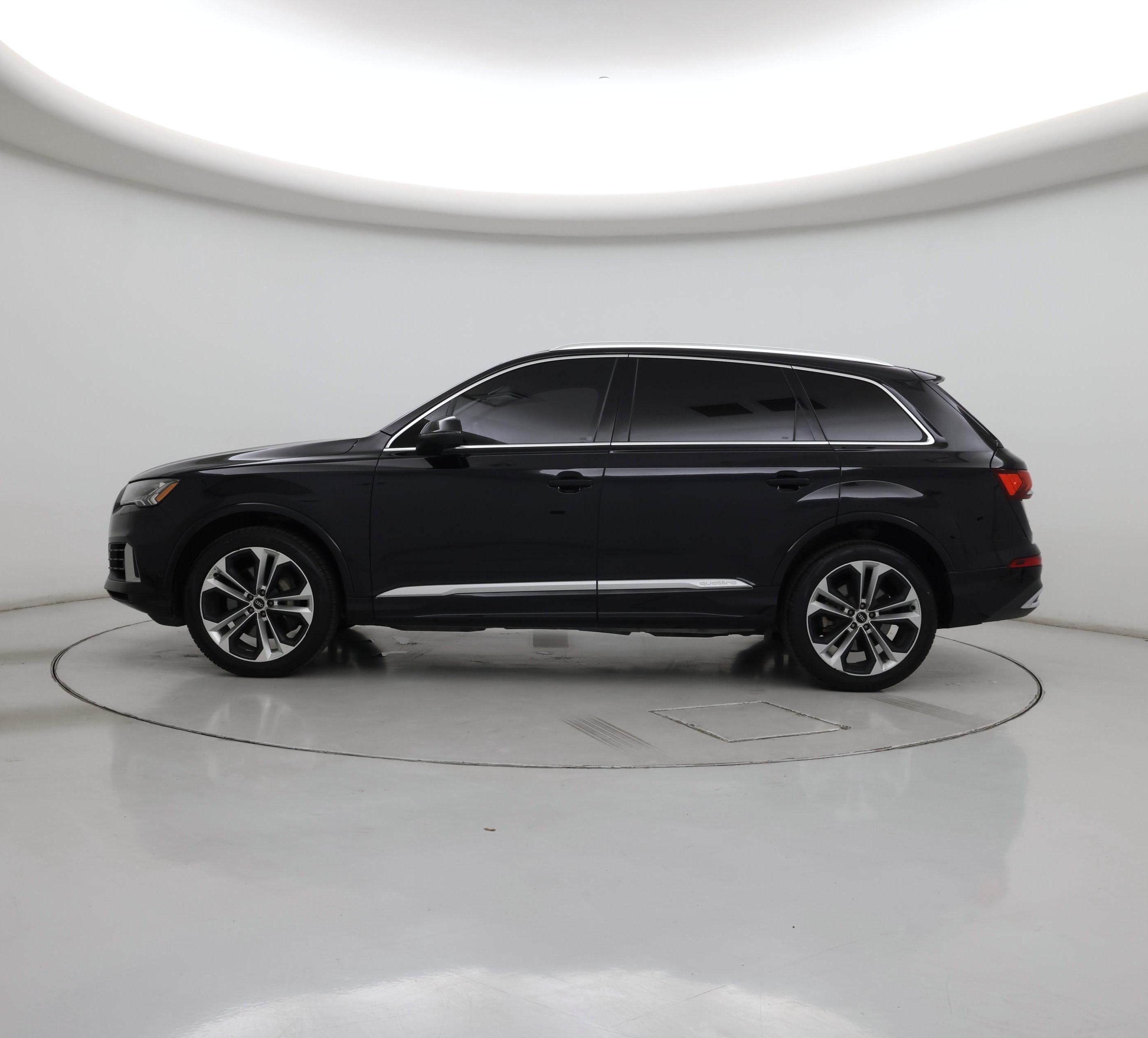Thumbnail: 2021 Audi Q7 - 3