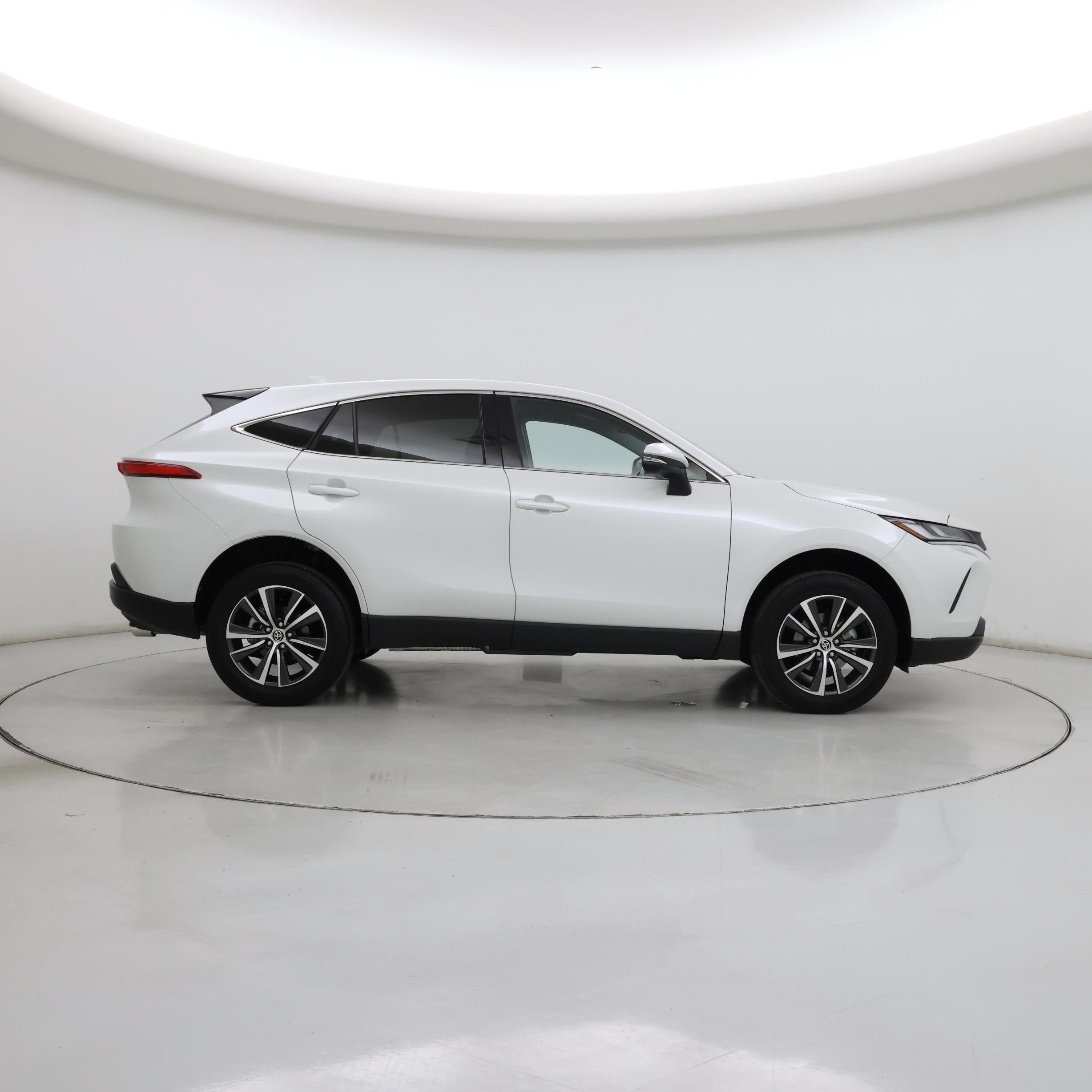 Thumbnail: 2024 Toyota Venza - 7
