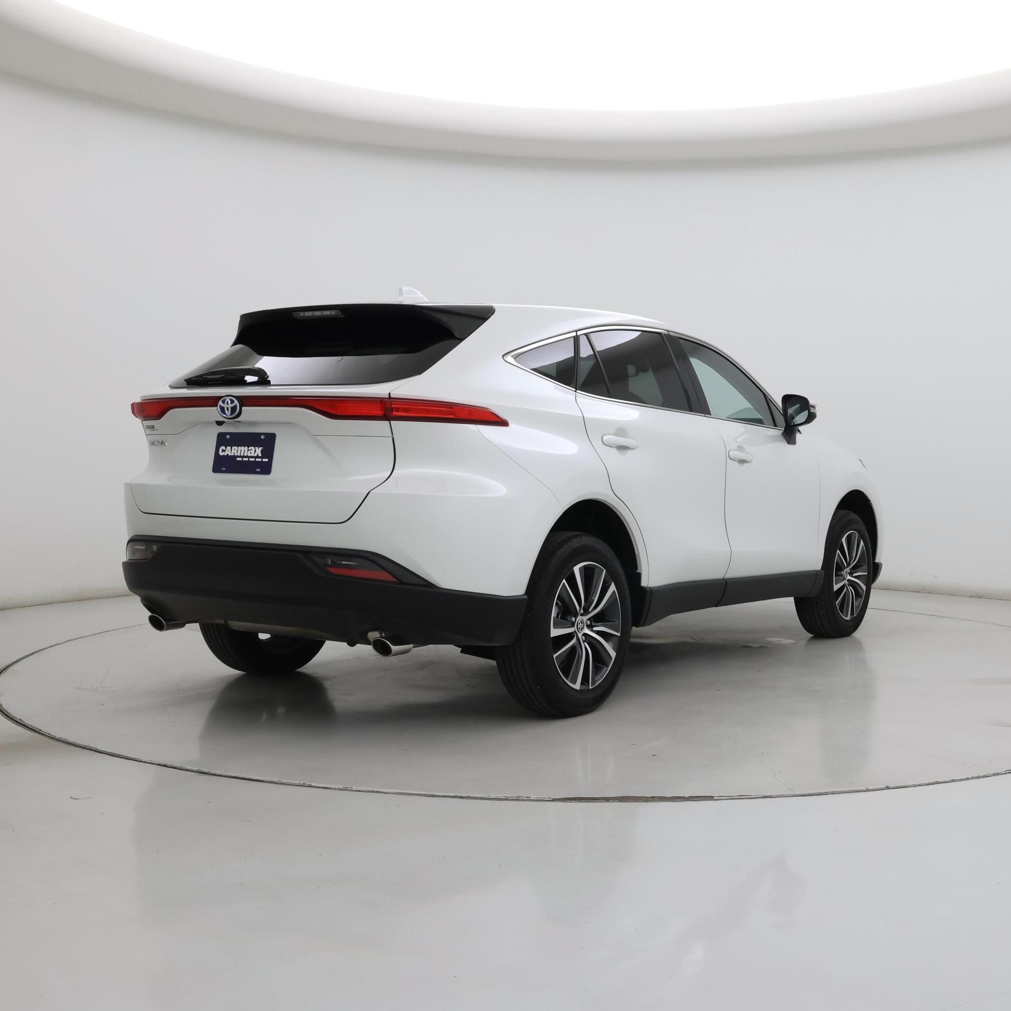 Thumbnail: 2024 Toyota Venza - 8