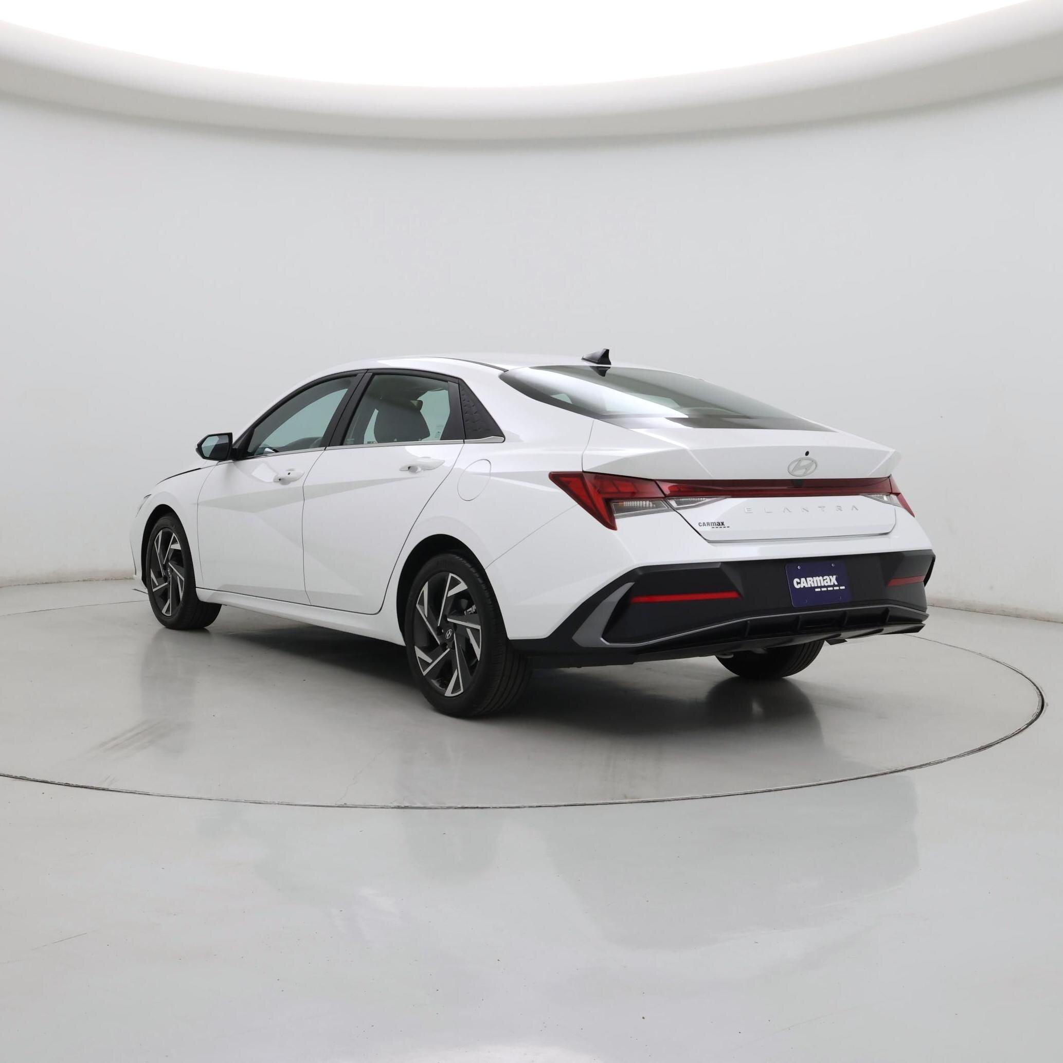 Thumbnail: 2024 Hyundai Elantra - 2