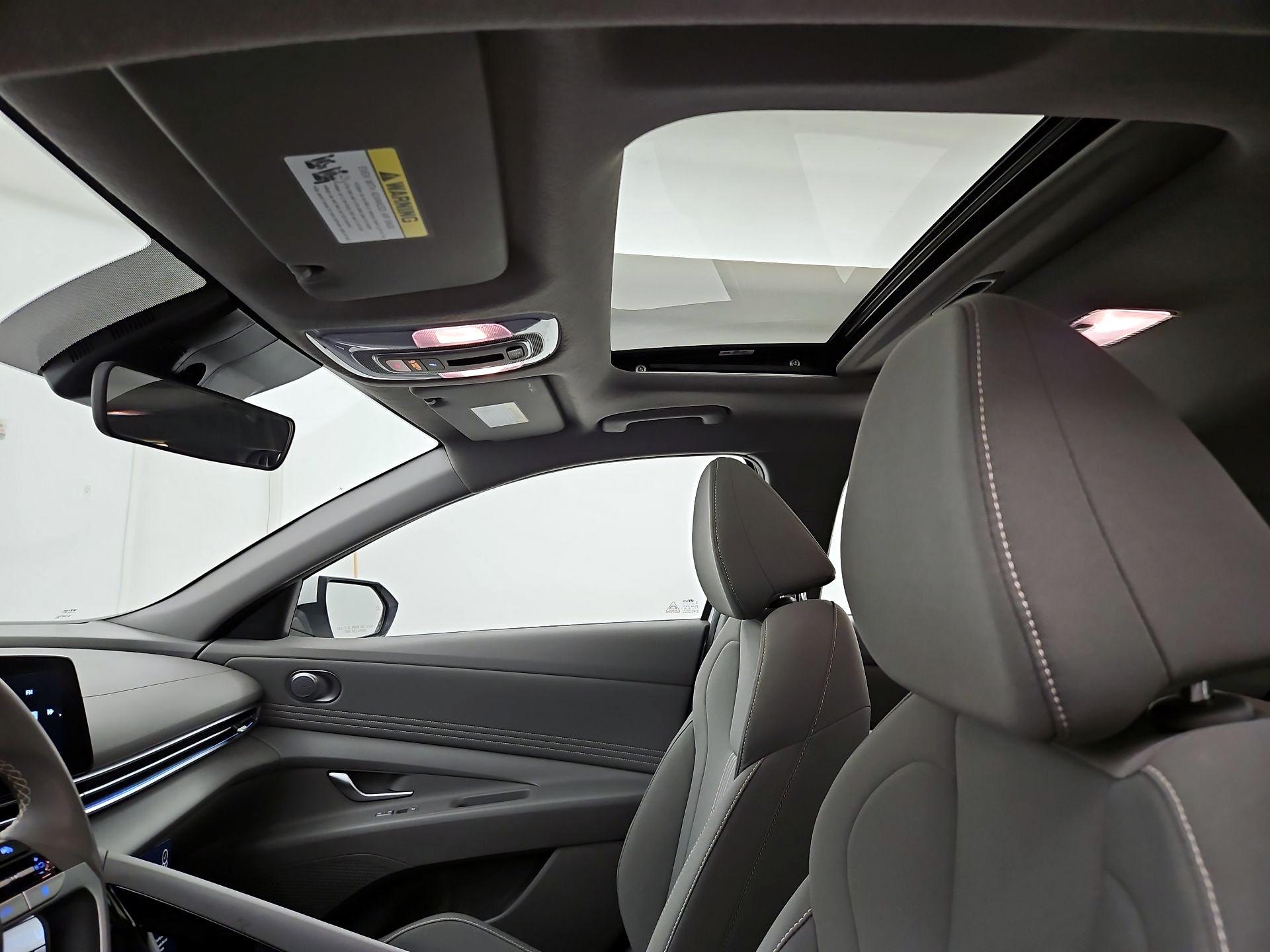 Thumbnail: 2024 Hyundai Elantra - 20