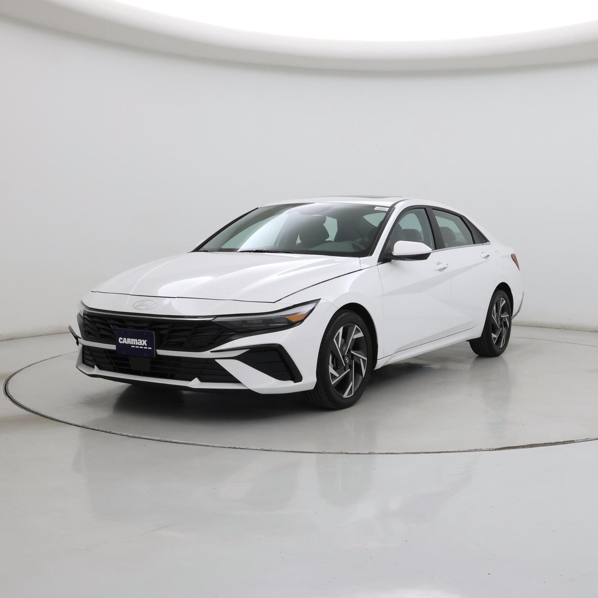 Thumbnail: 2024 Hyundai Elantra - 4