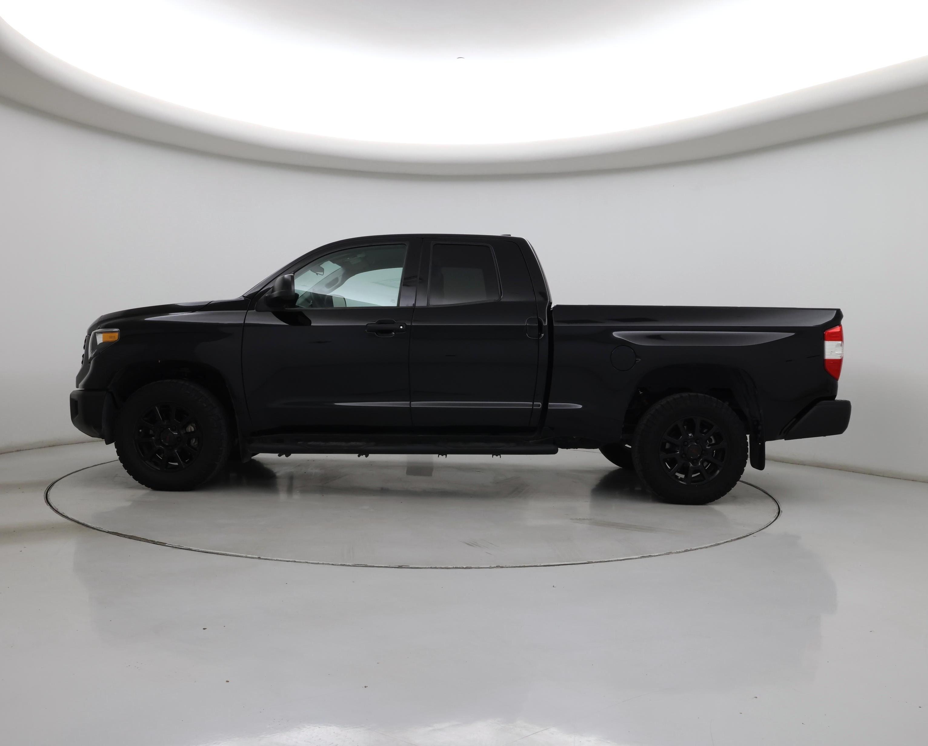Thumbnail: 2021 Toyota Tundra - 3