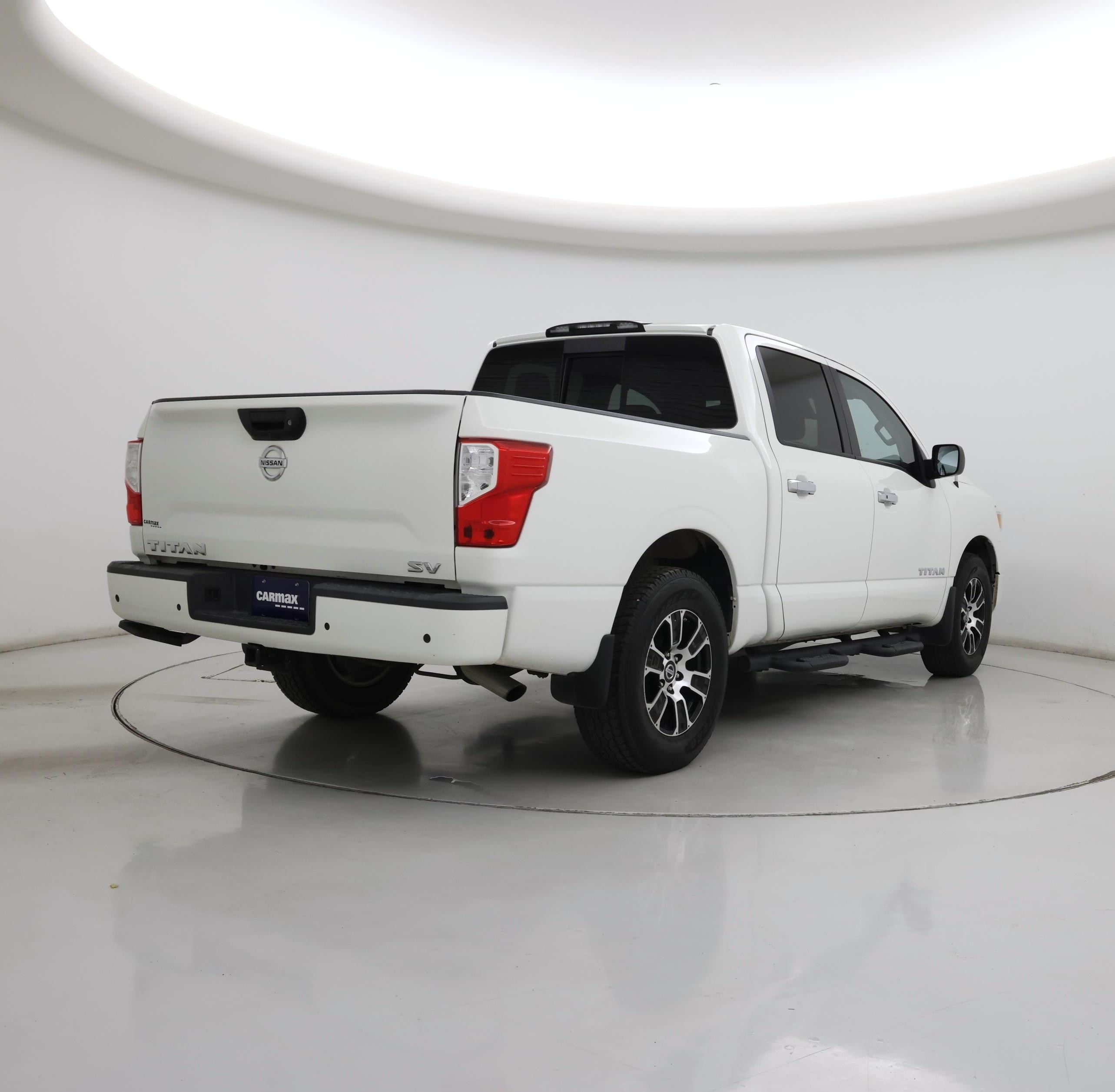 Thumbnail: 2021 Nissan Titan - 8