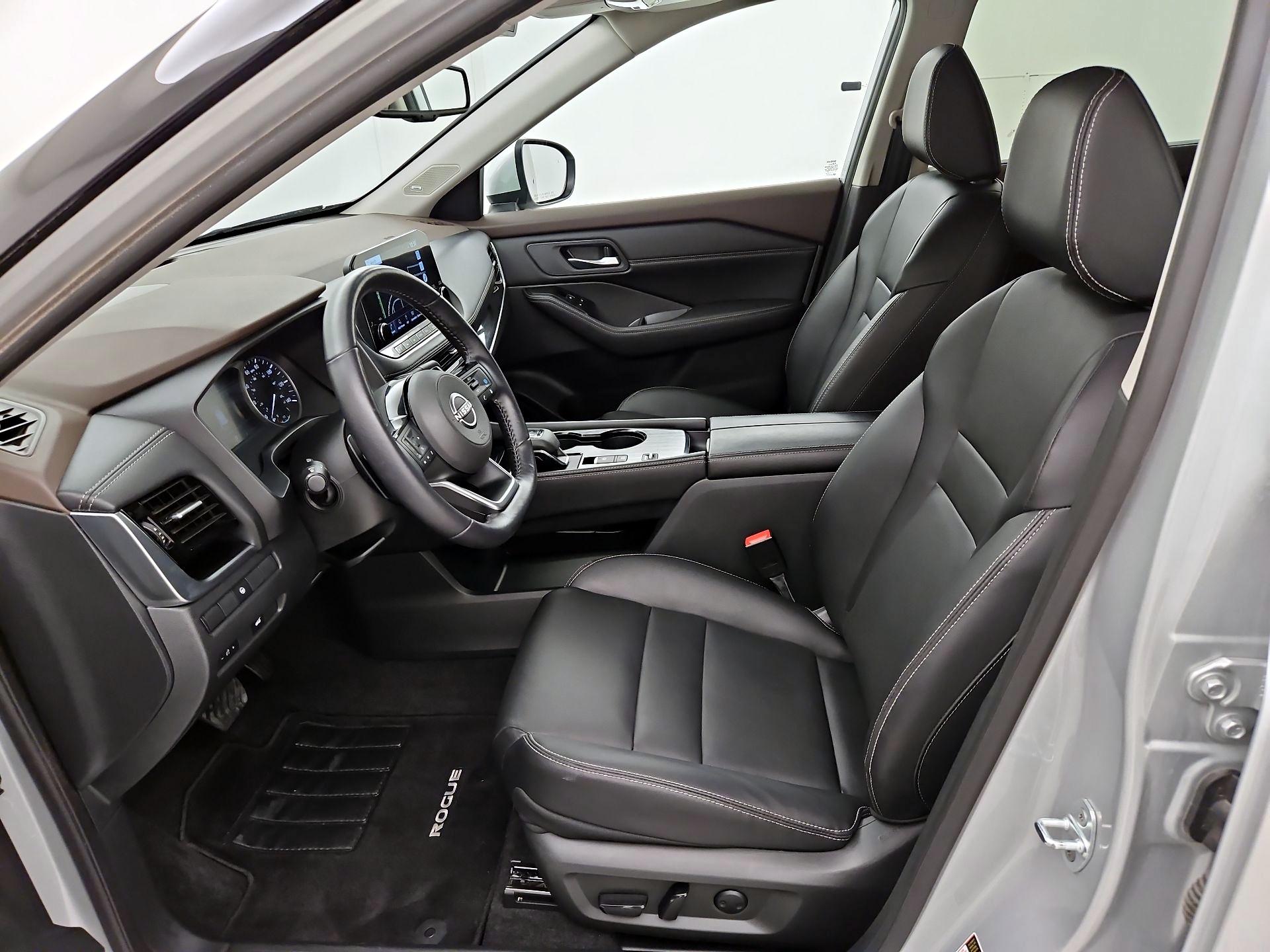 Thumbnail: 2023 Nissan Rogue - 11