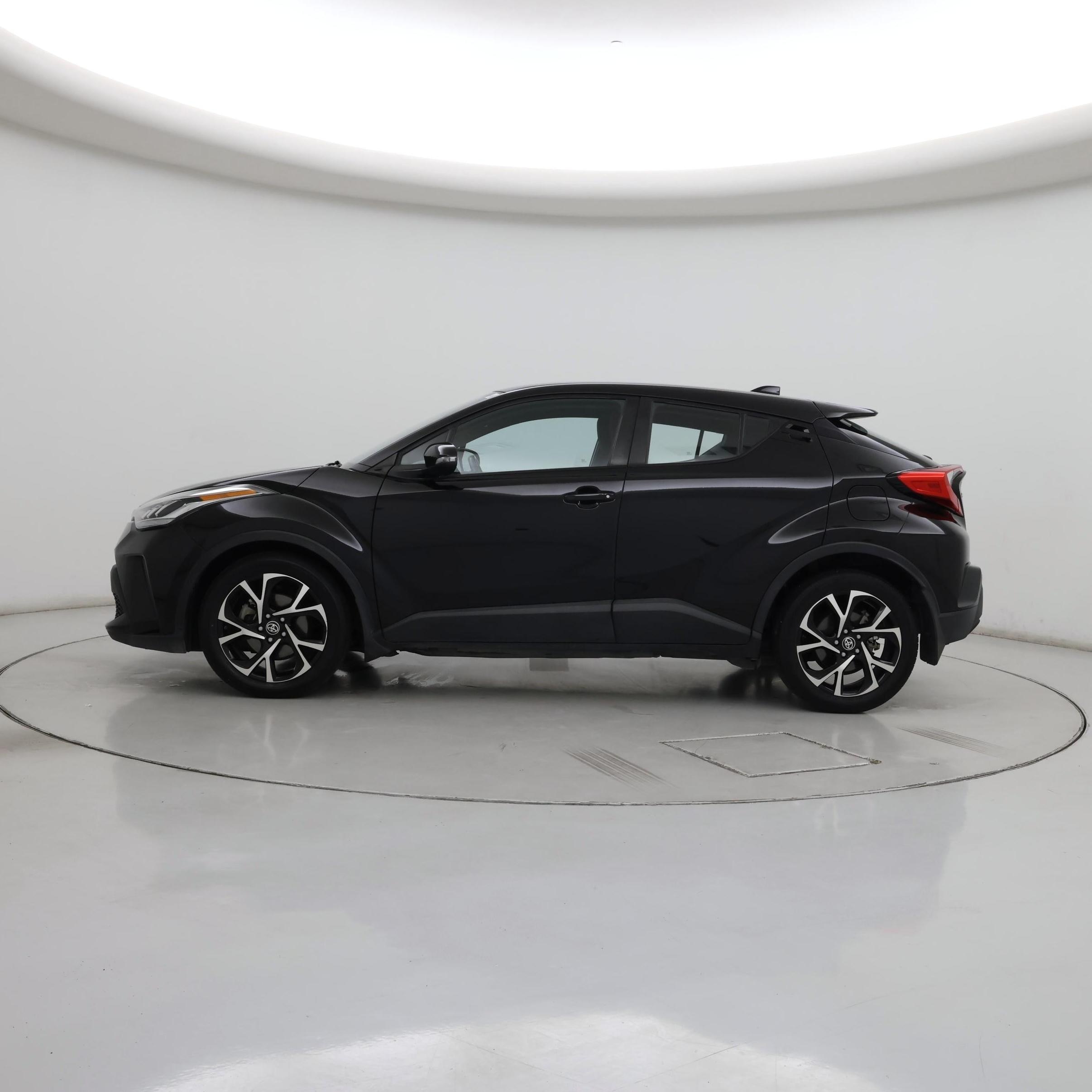 Thumbnail: 2021 Toyota C-HR - 3