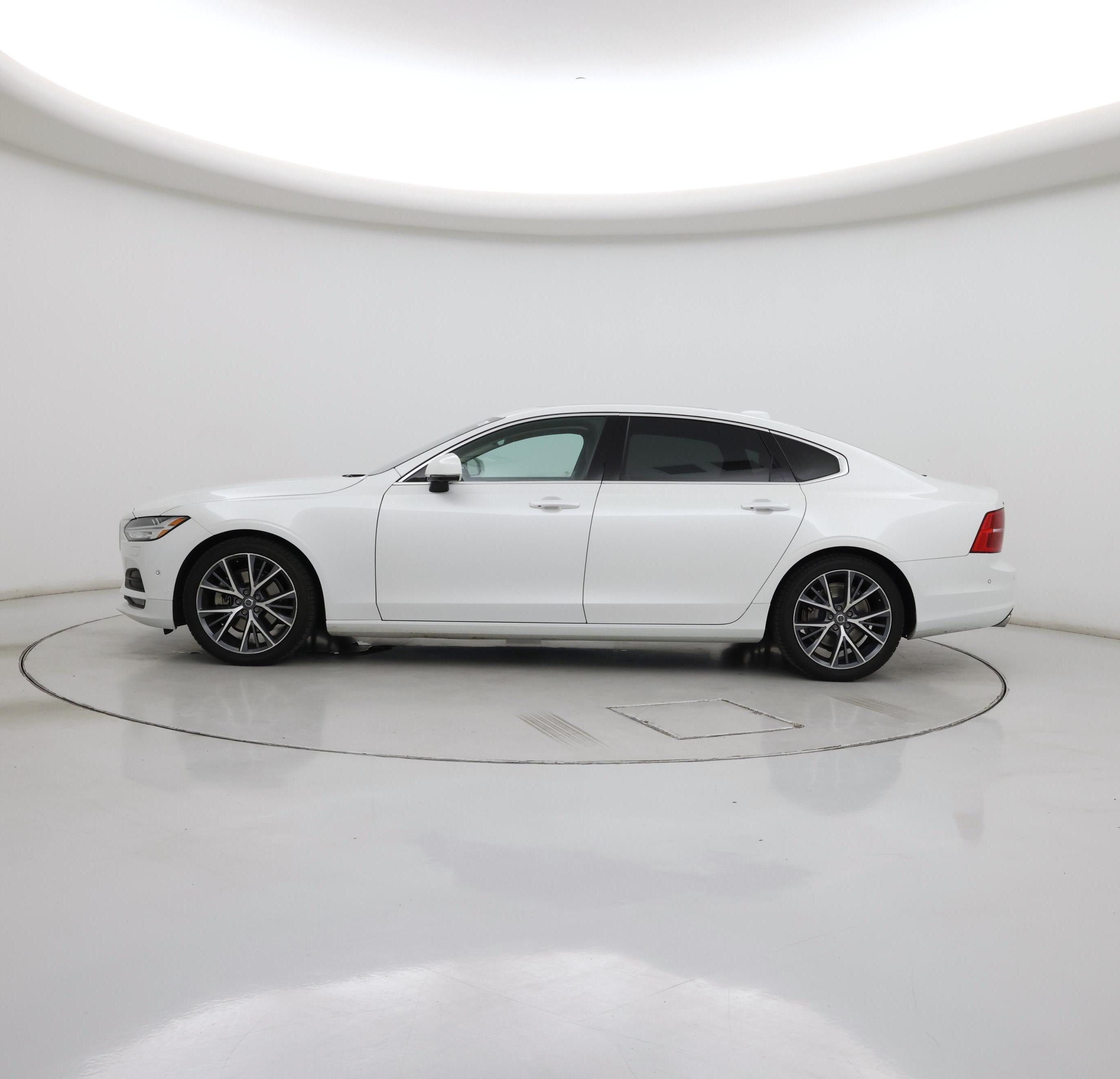 Thumbnail: 2018 Volvo S90 - 3