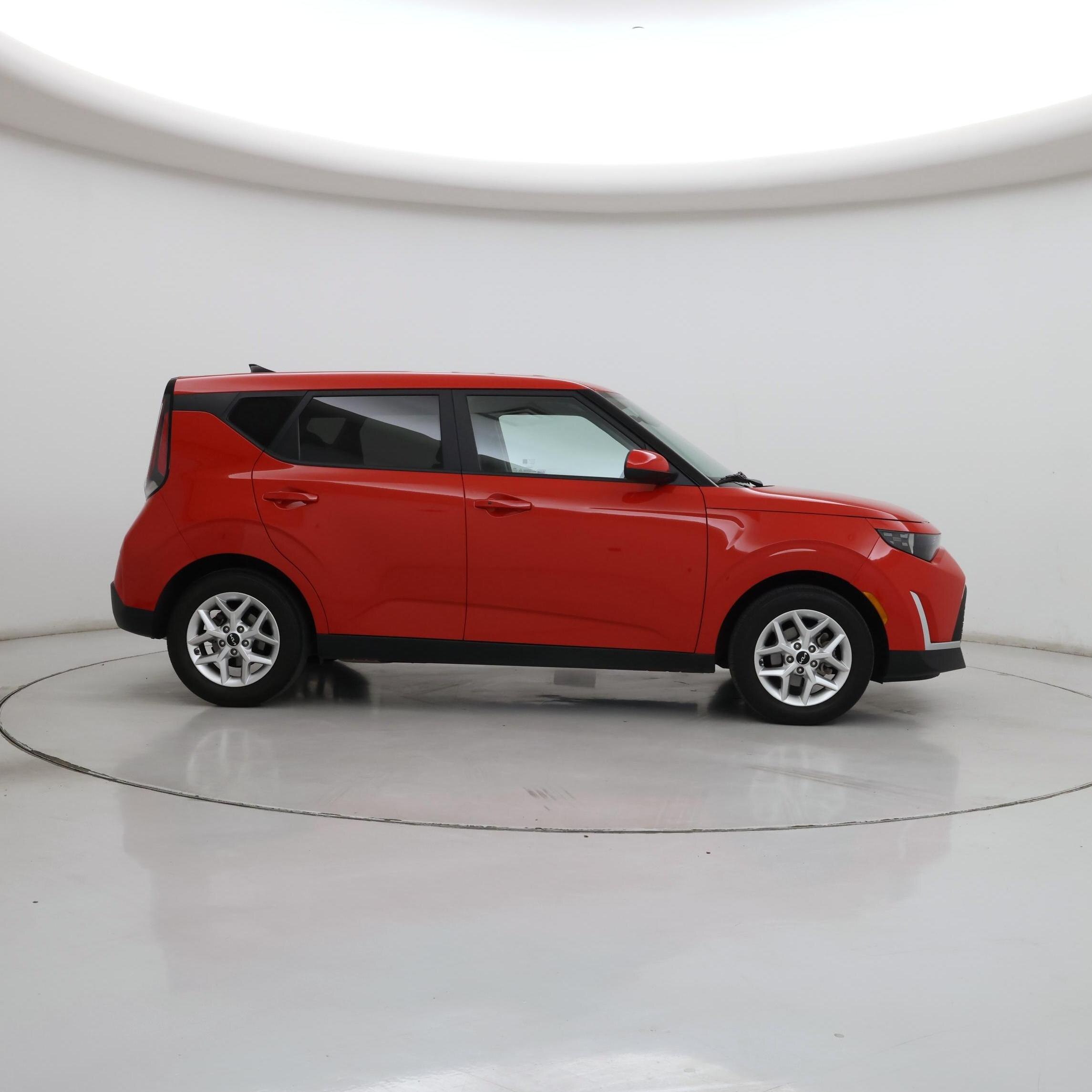 Thumbnail: 2023 Kia Soul - 7