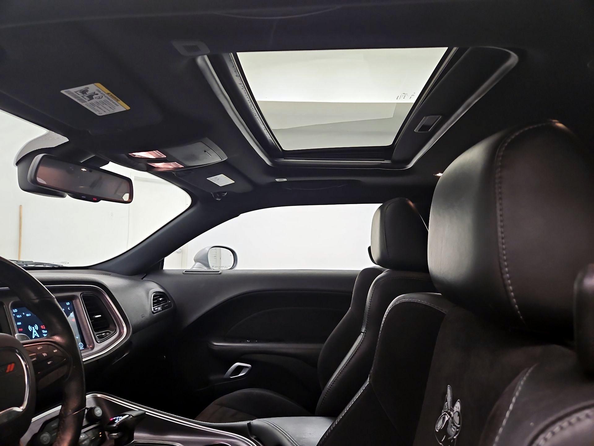 Thumbnail: 2017 Dodge Challenger - 20