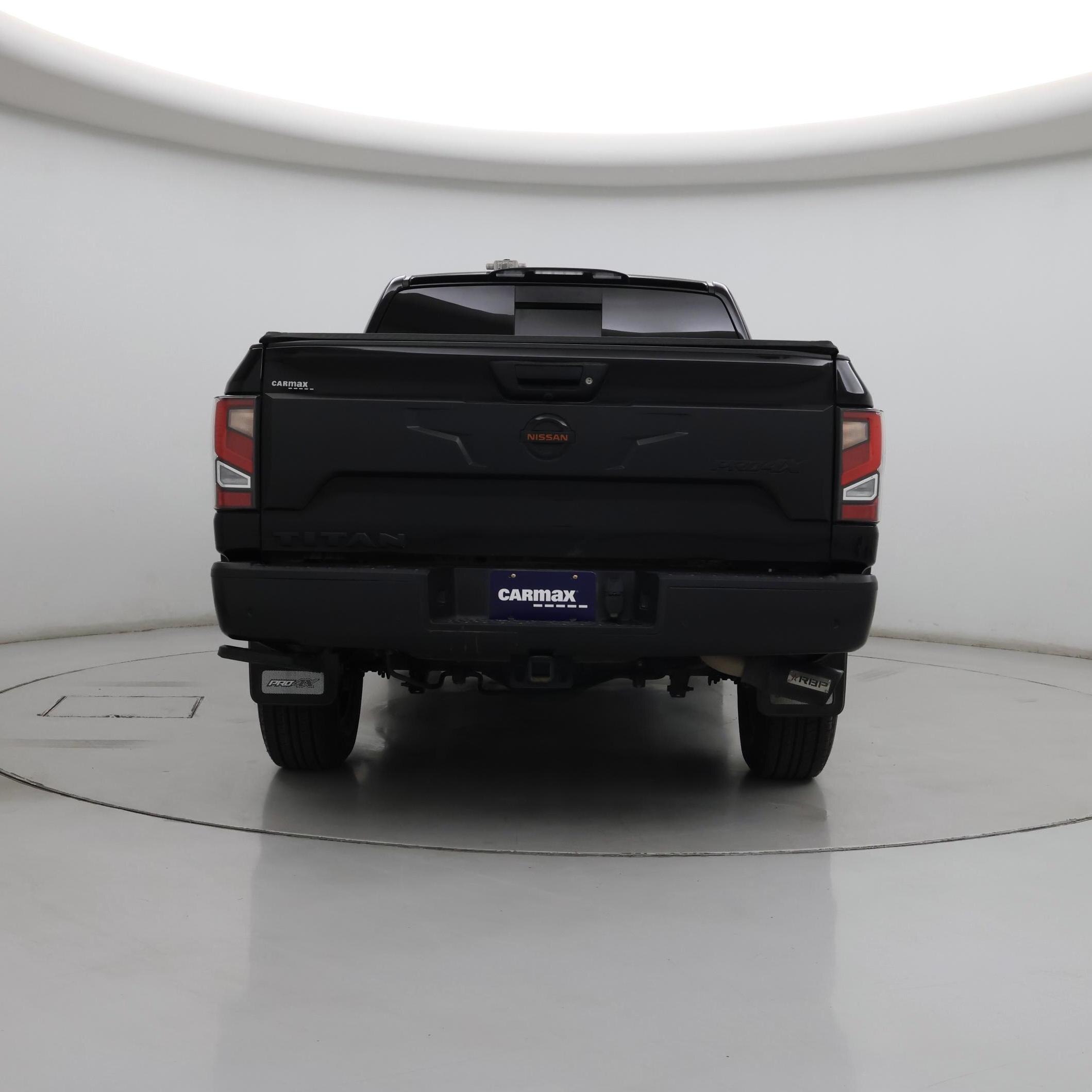 Thumbnail: 2021 Nissan Titan - 6