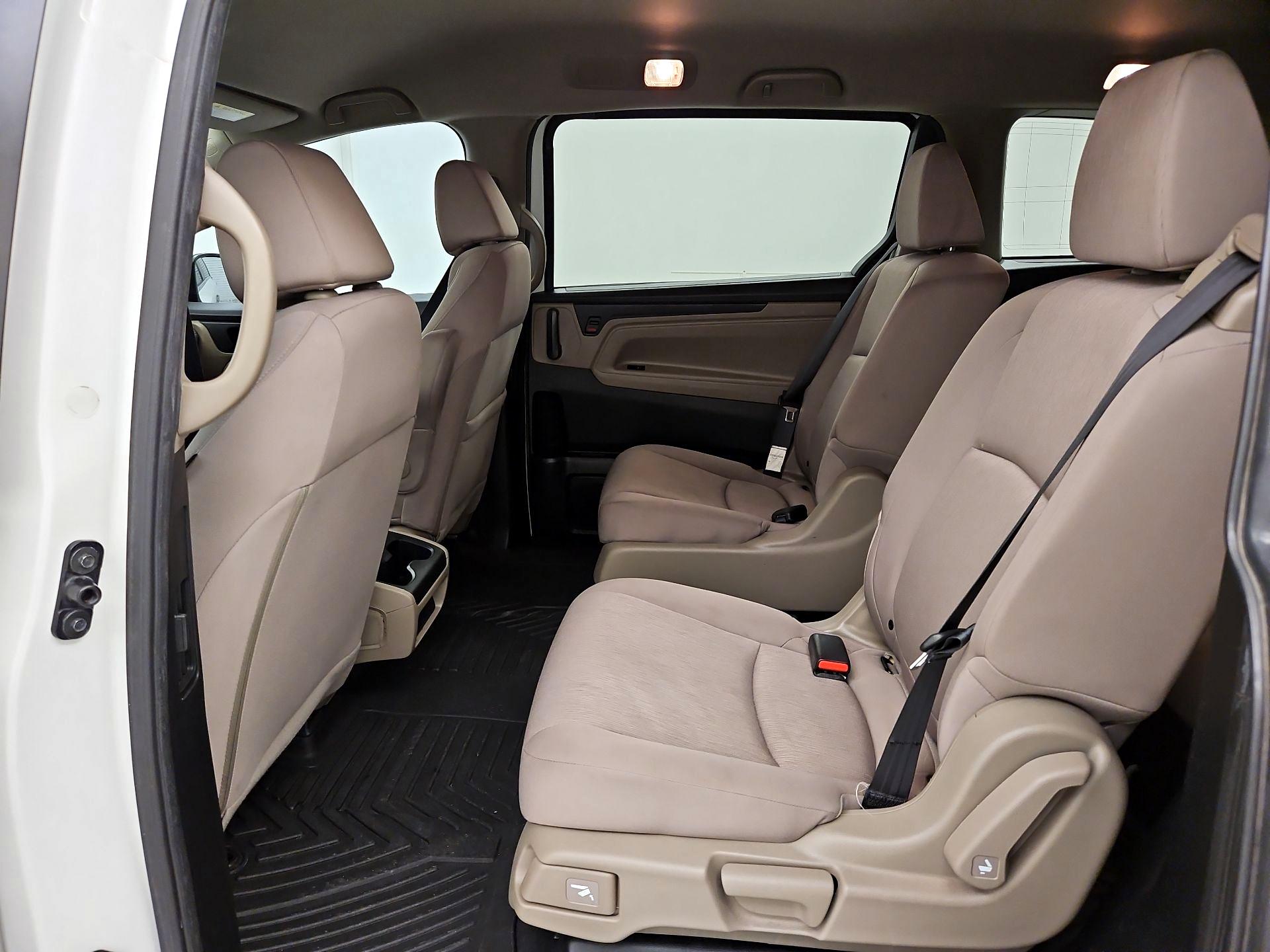Thumbnail: 2020 Honda Odyssey - 19