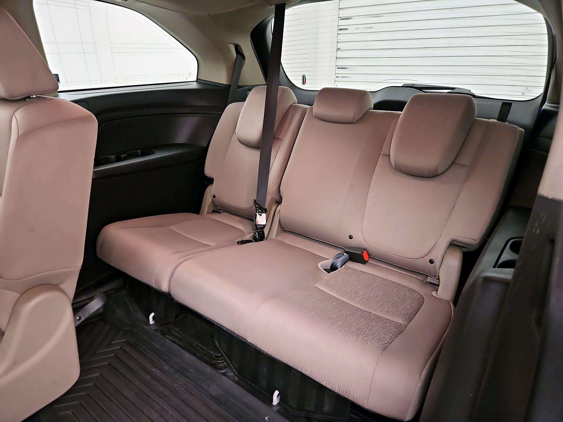 Thumbnail: 2020 Honda Odyssey - 20