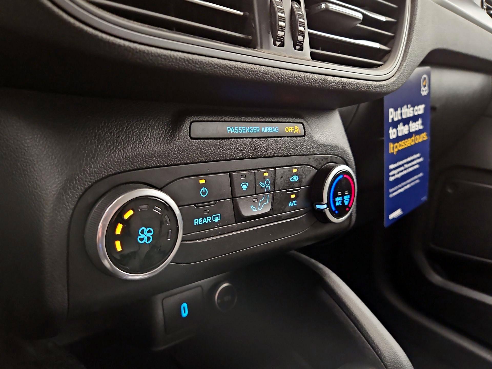 Thumbnail: 2020 Ford Escape - 16