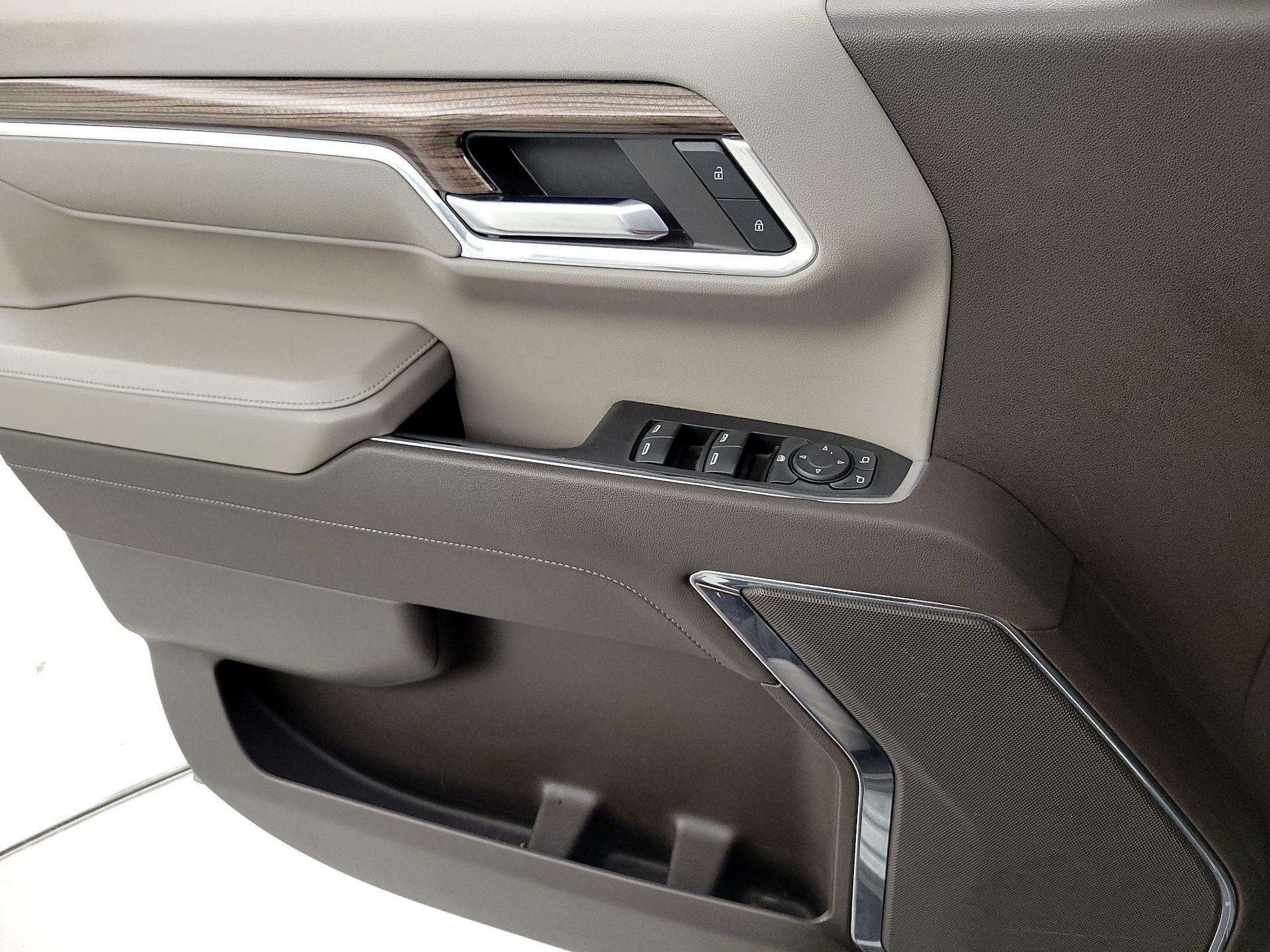 Thumbnail: 2024 Chevrolet Silverado 1500 - 12