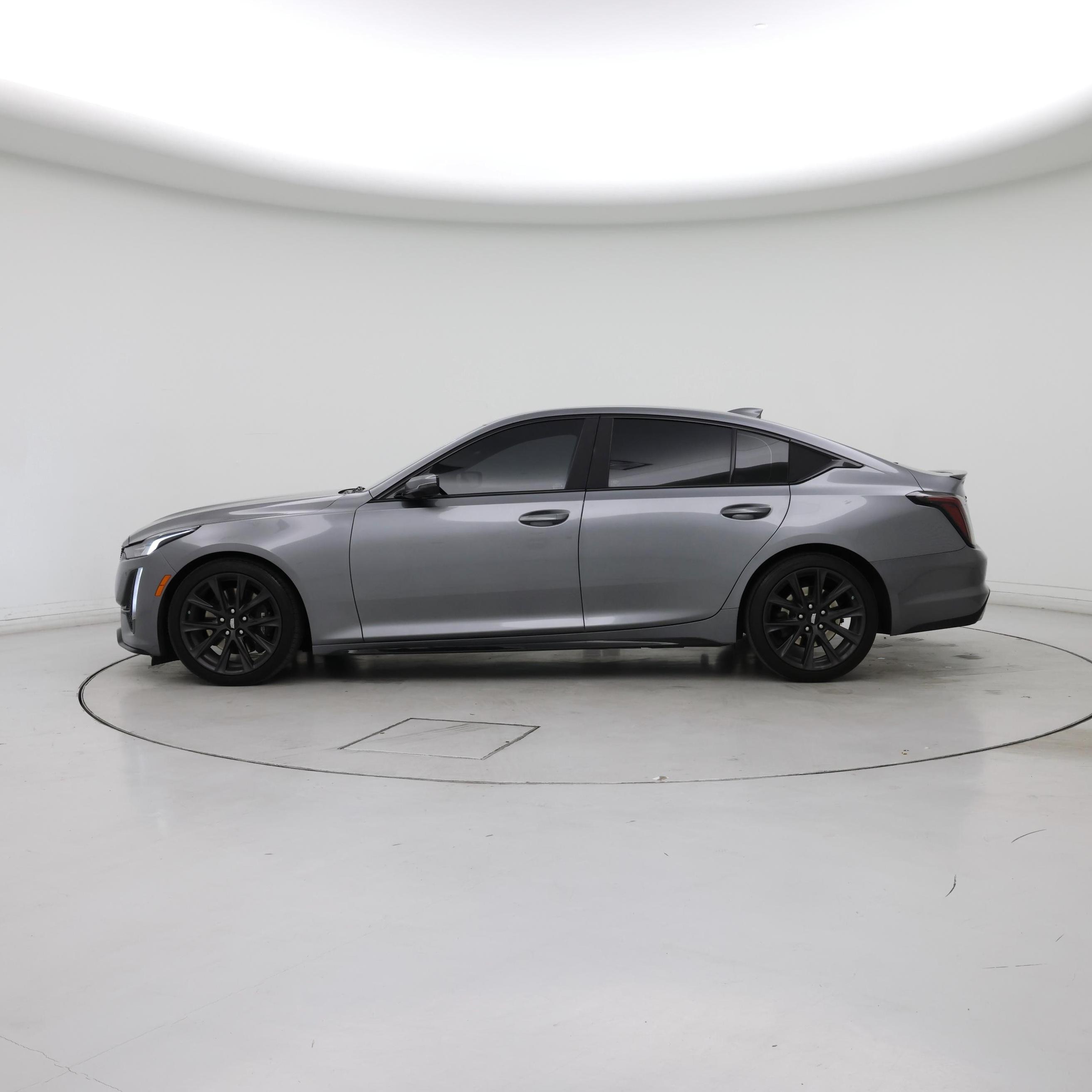 Thumbnail: 2022 Cadillac CT5 - 3