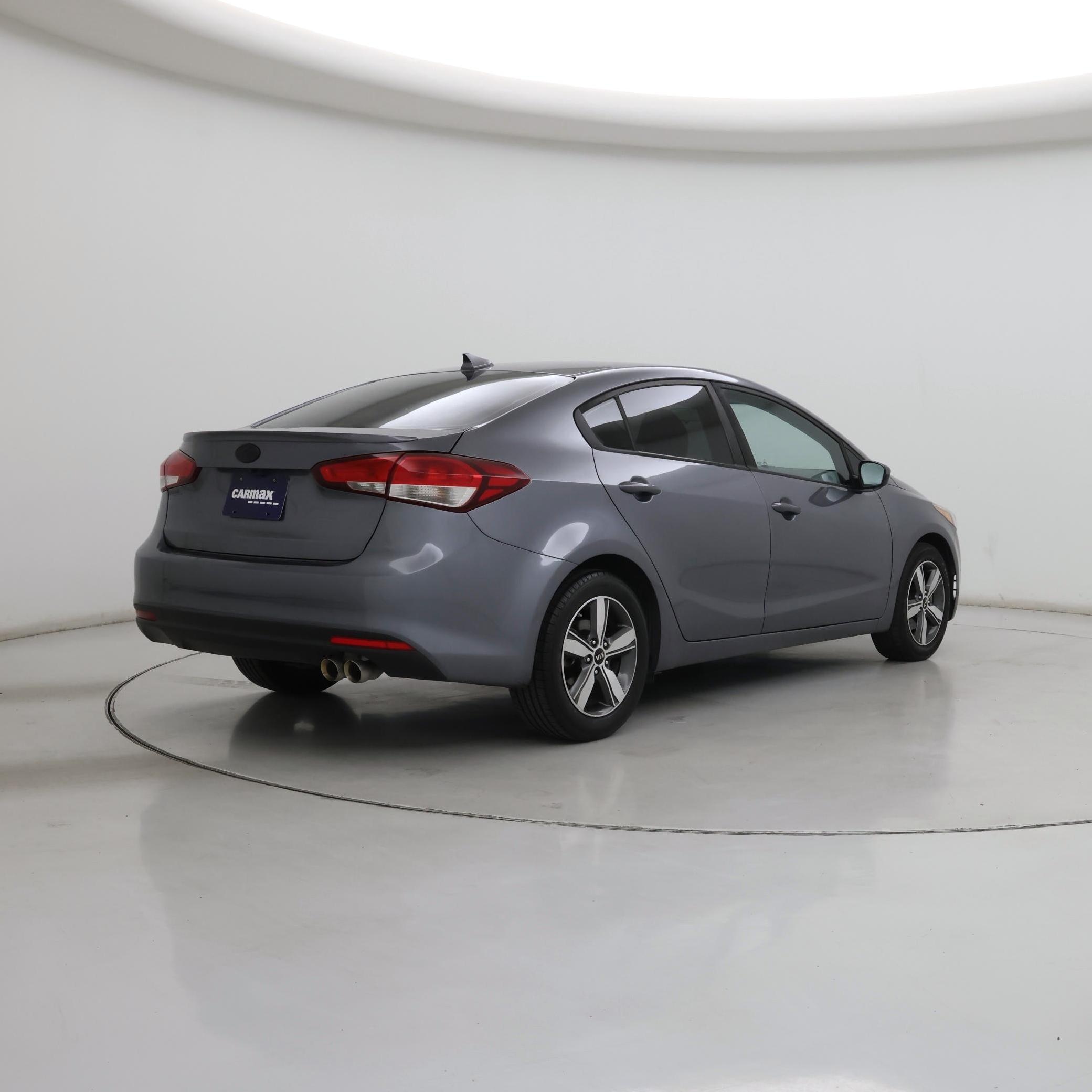 Thumbnail: 2018 Kia Forte - 8