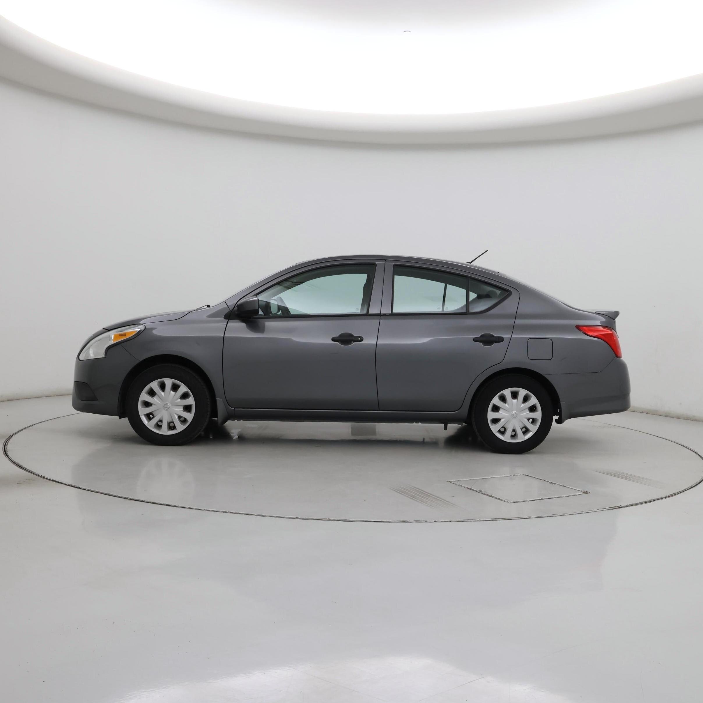 Thumbnail: 2018 Nissan Versa - 3