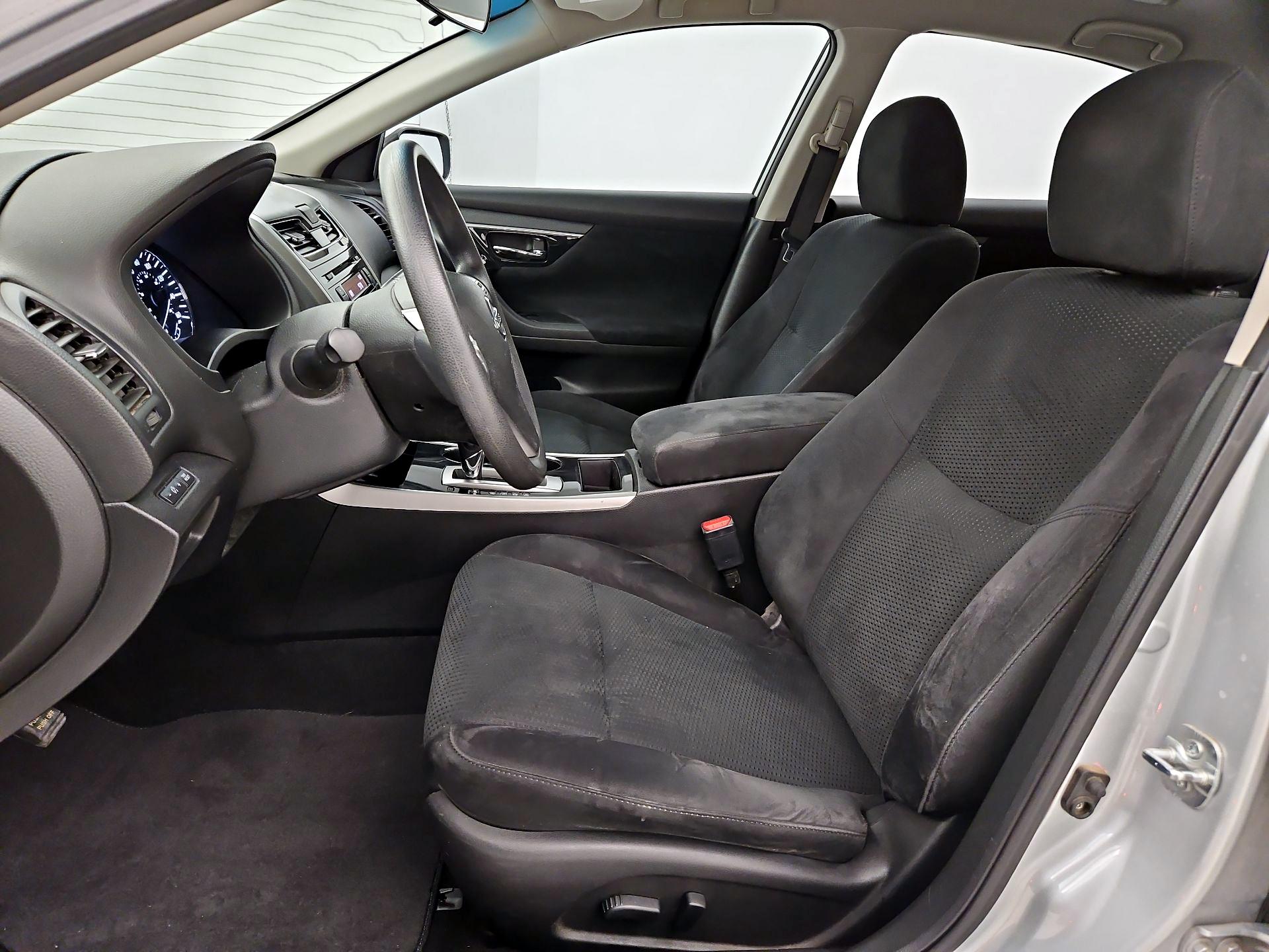 Thumbnail: 2014 Nissan Altima - 11