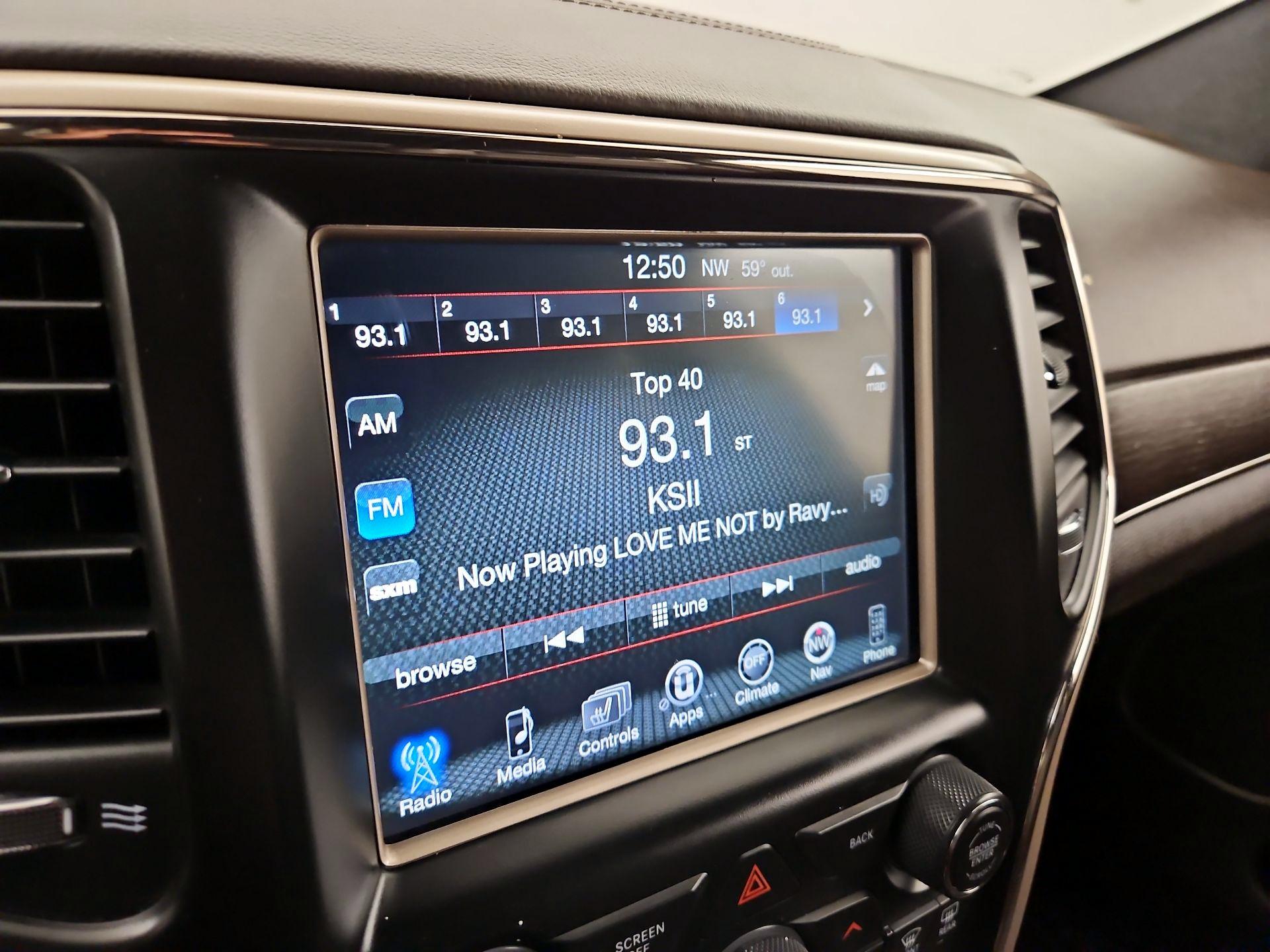 Thumbnail: 2014 Jeep Grand Cherokee - 16