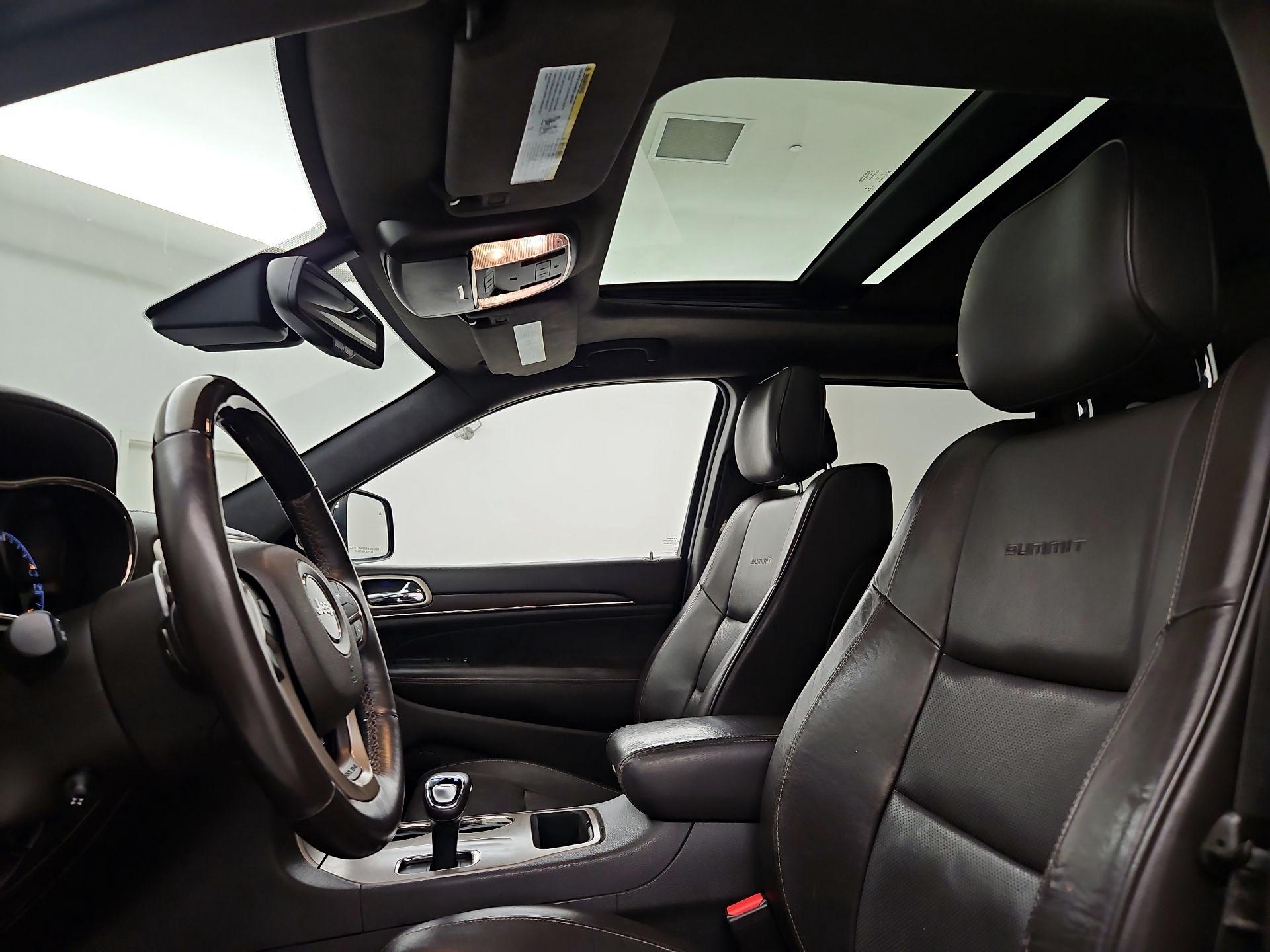 Thumbnail: 2014 Jeep Grand Cherokee - 20