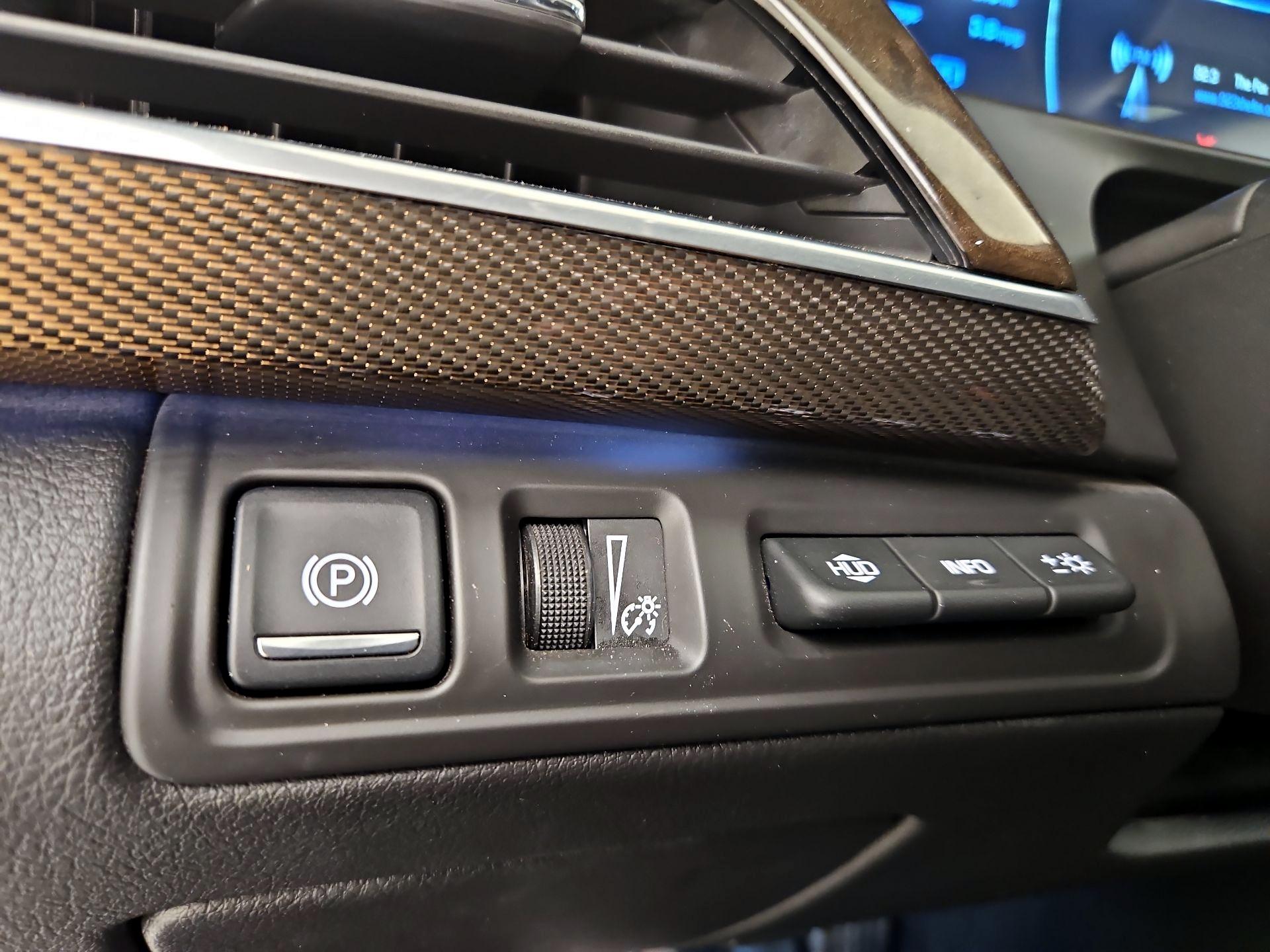 Thumbnail: 2017 Cadillac CT6 - 13
