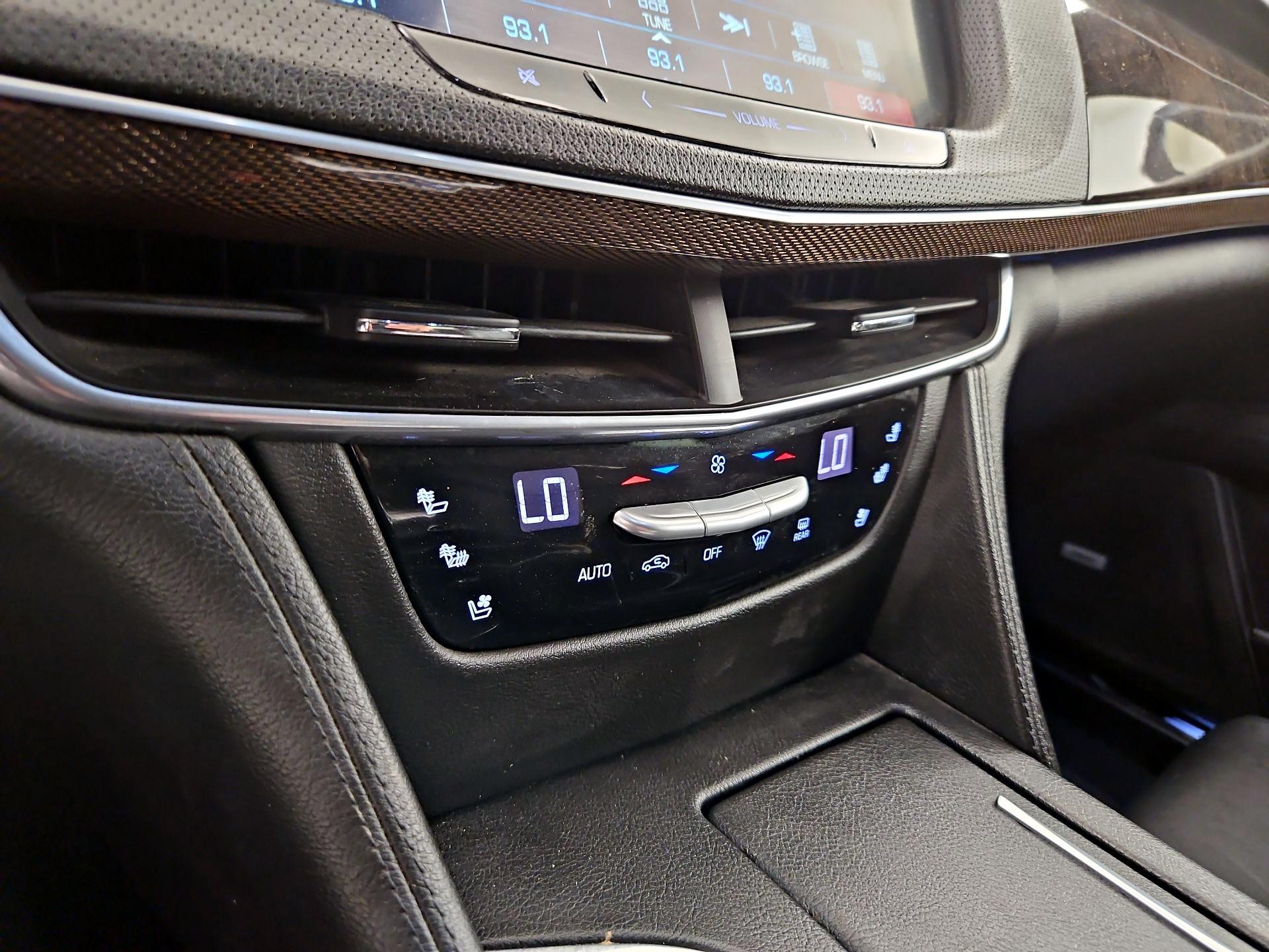 Thumbnail: 2017 Cadillac CT6 - 17