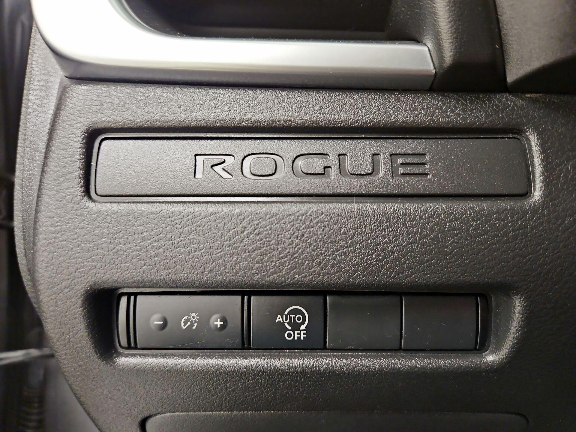 Thumbnail: 2023 Nissan Rogue - 13