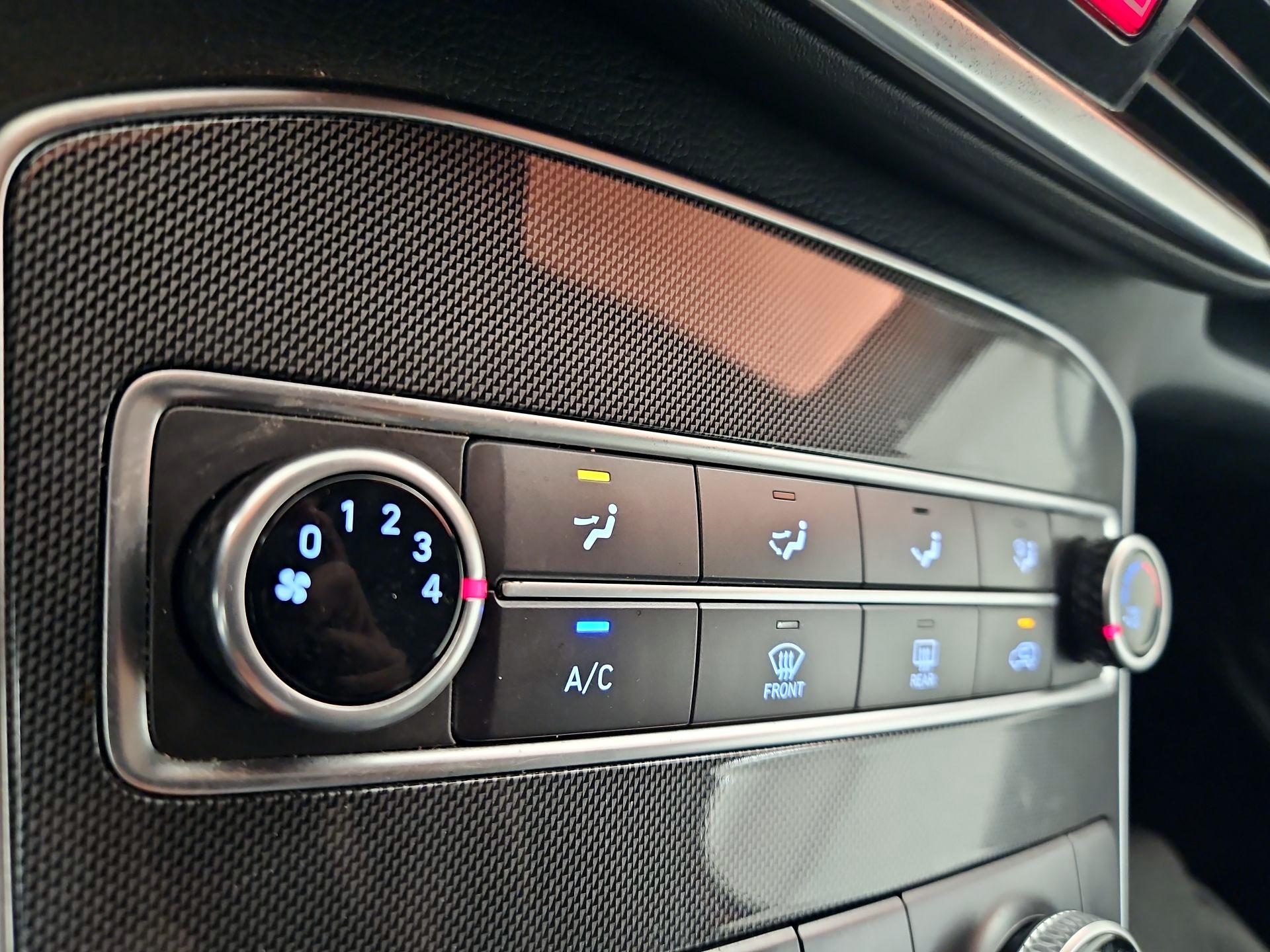 Thumbnail: 2021 Hyundai Santa Fe - 16