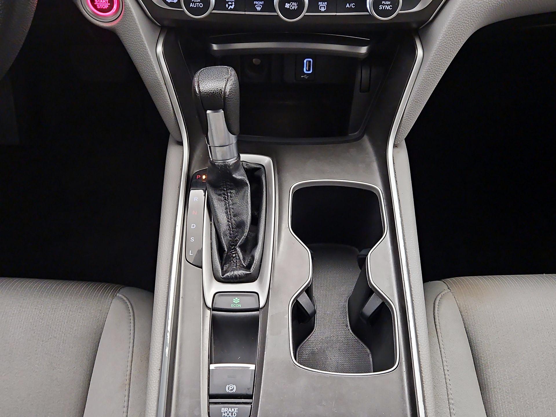 Thumbnail: 2018 Honda Accord - 17