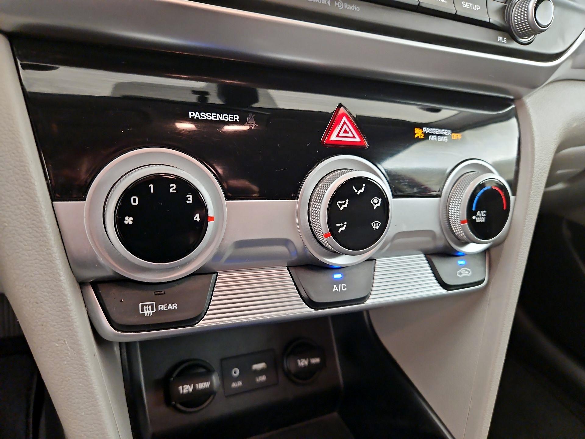 Thumbnail: 2019 Hyundai Elantra - 16