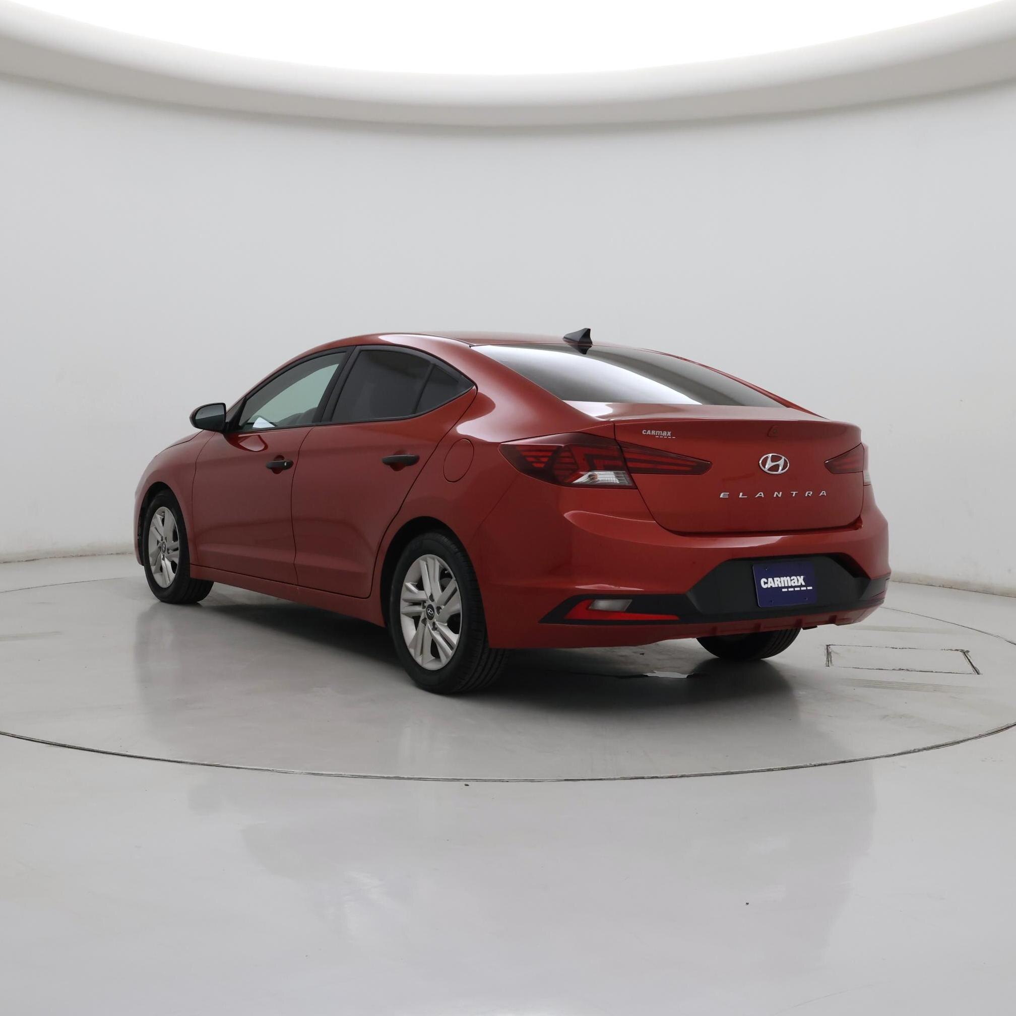 Thumbnail: 2019 Hyundai Elantra - 2