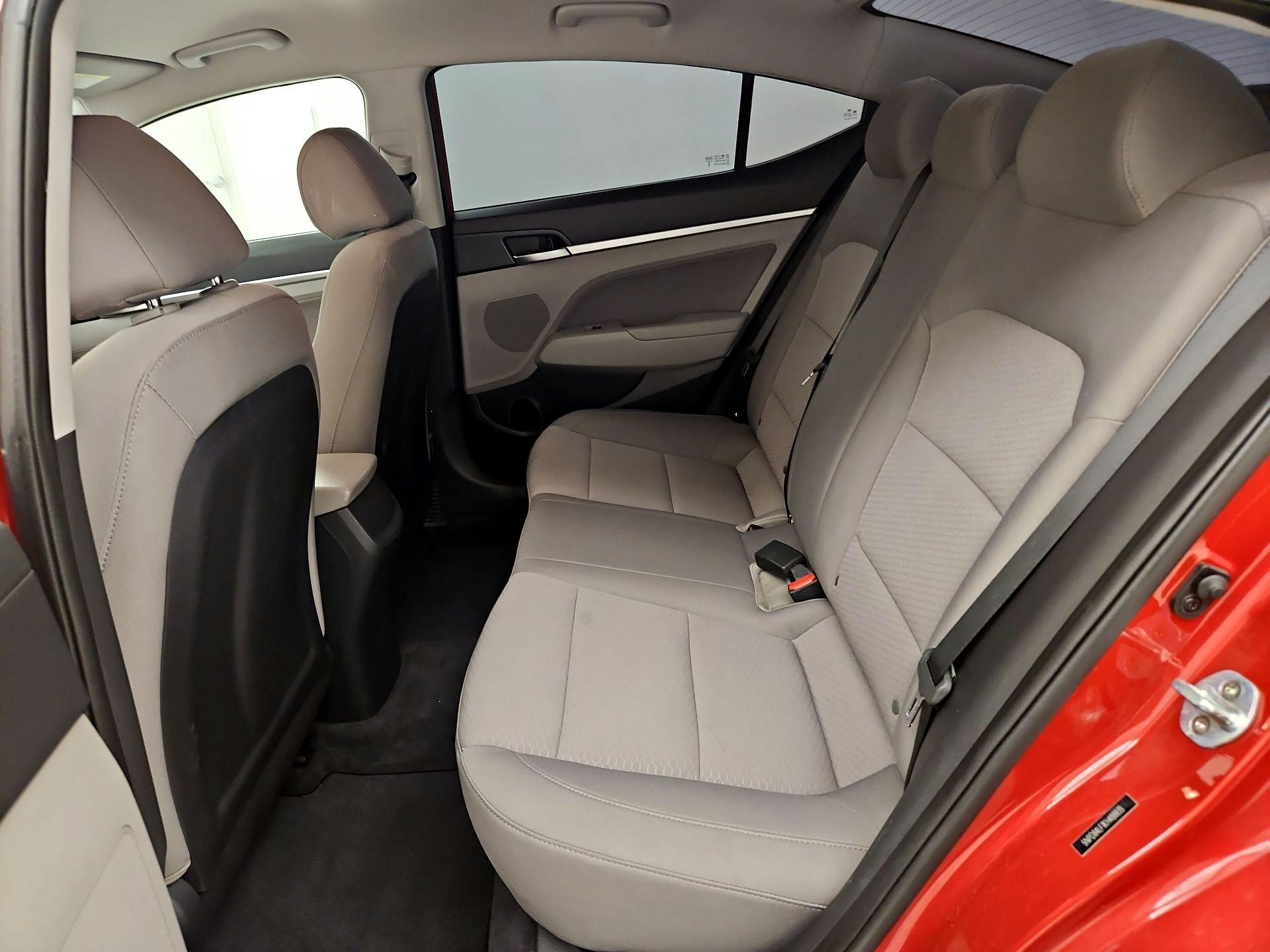 Thumbnail: 2019 Hyundai Elantra - 19