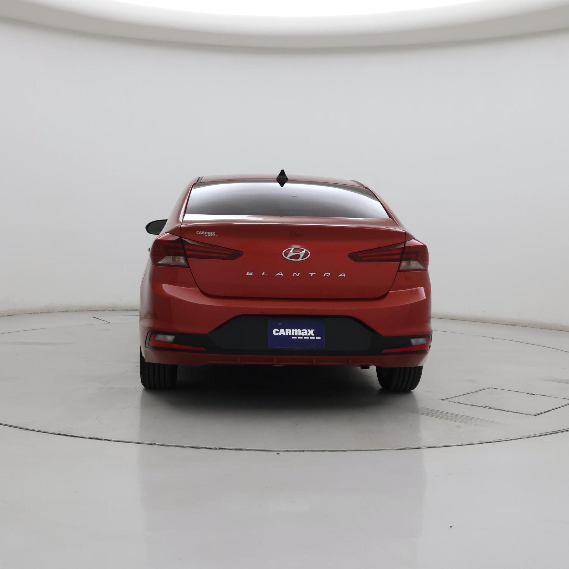 Thumbnail: 2019 Hyundai Elantra - 6