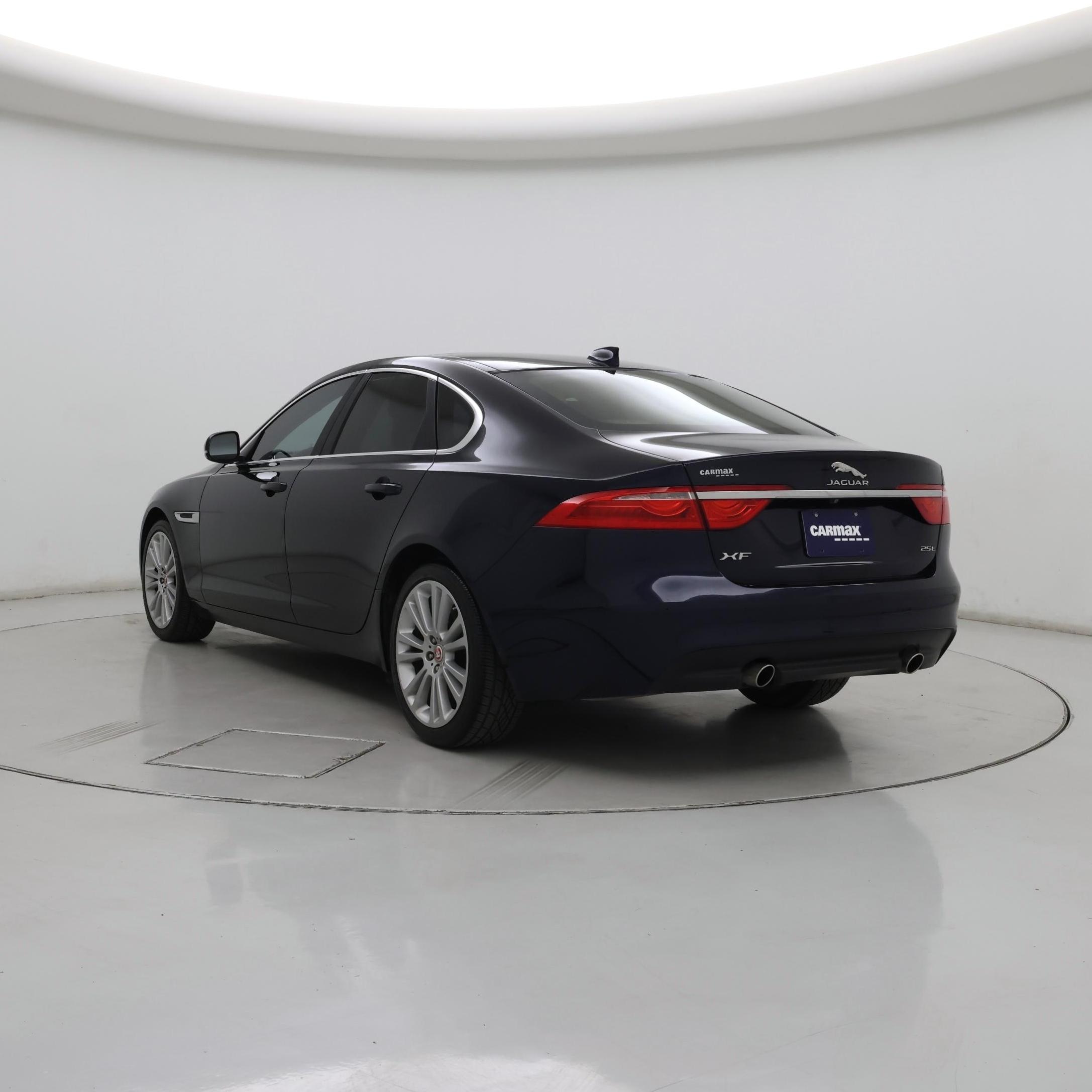 Thumbnail: 2020 Jaguar XF - 2