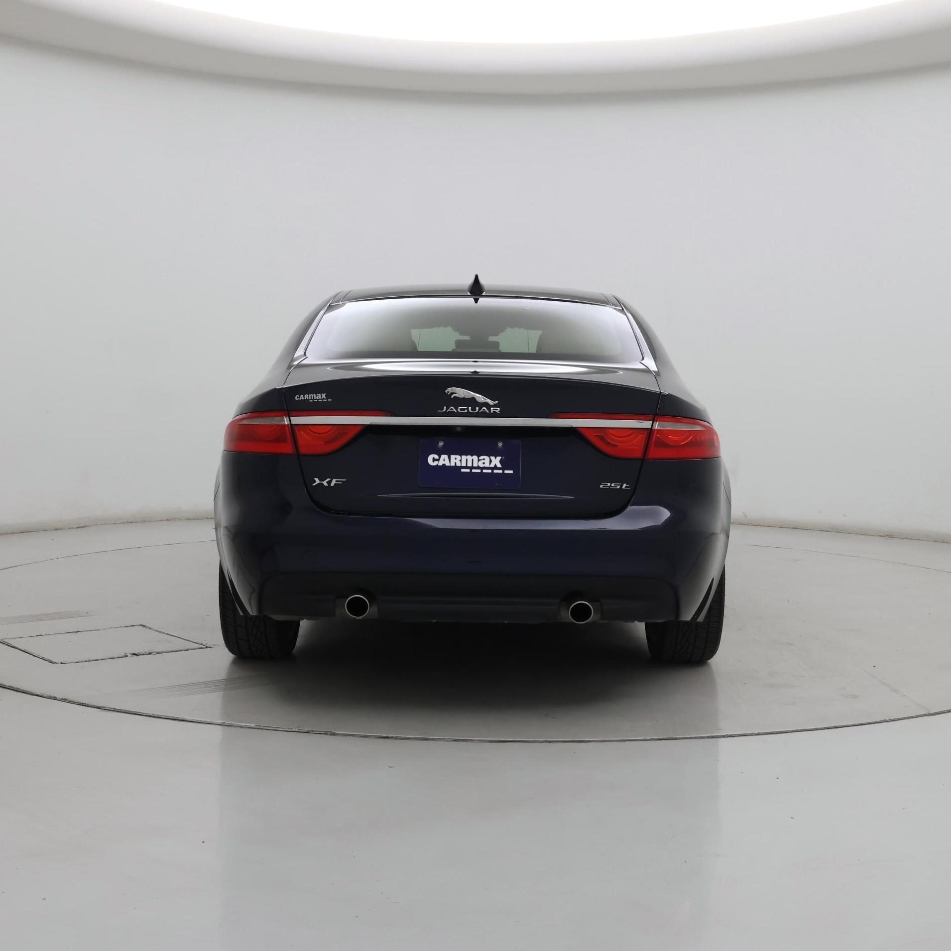 Thumbnail: 2020 Jaguar XF - 6