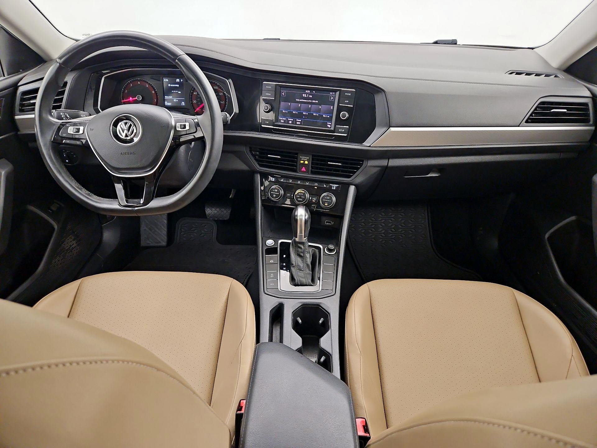 Thumbnail: 2019 Volkswagen Jetta - 9