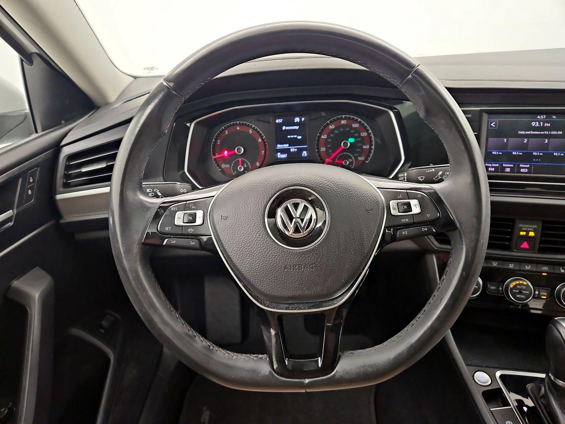 Thumbnail: 2019 Volkswagen Jetta - 10
