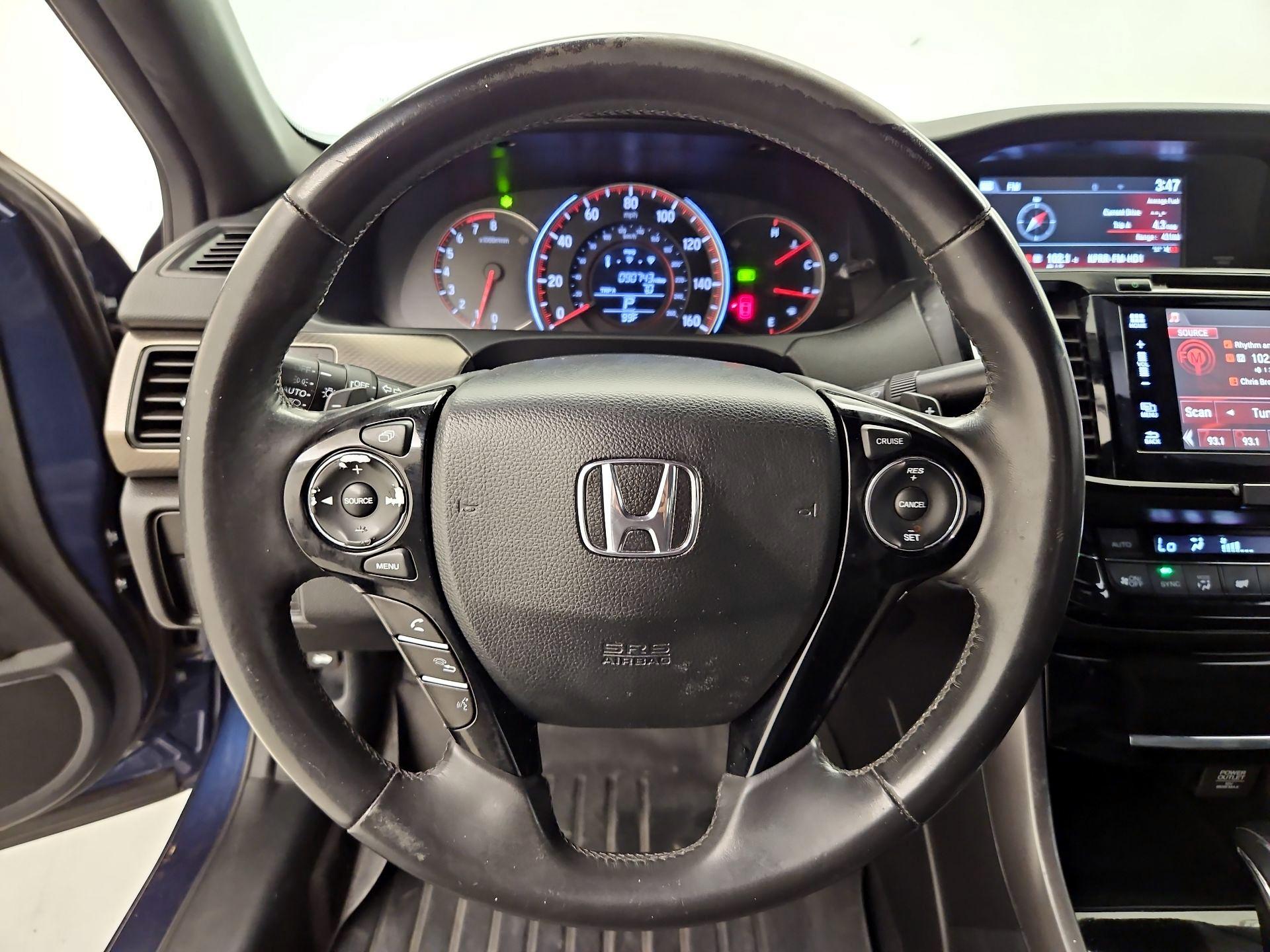 Thumbnail: 2016 Honda Accord - 10