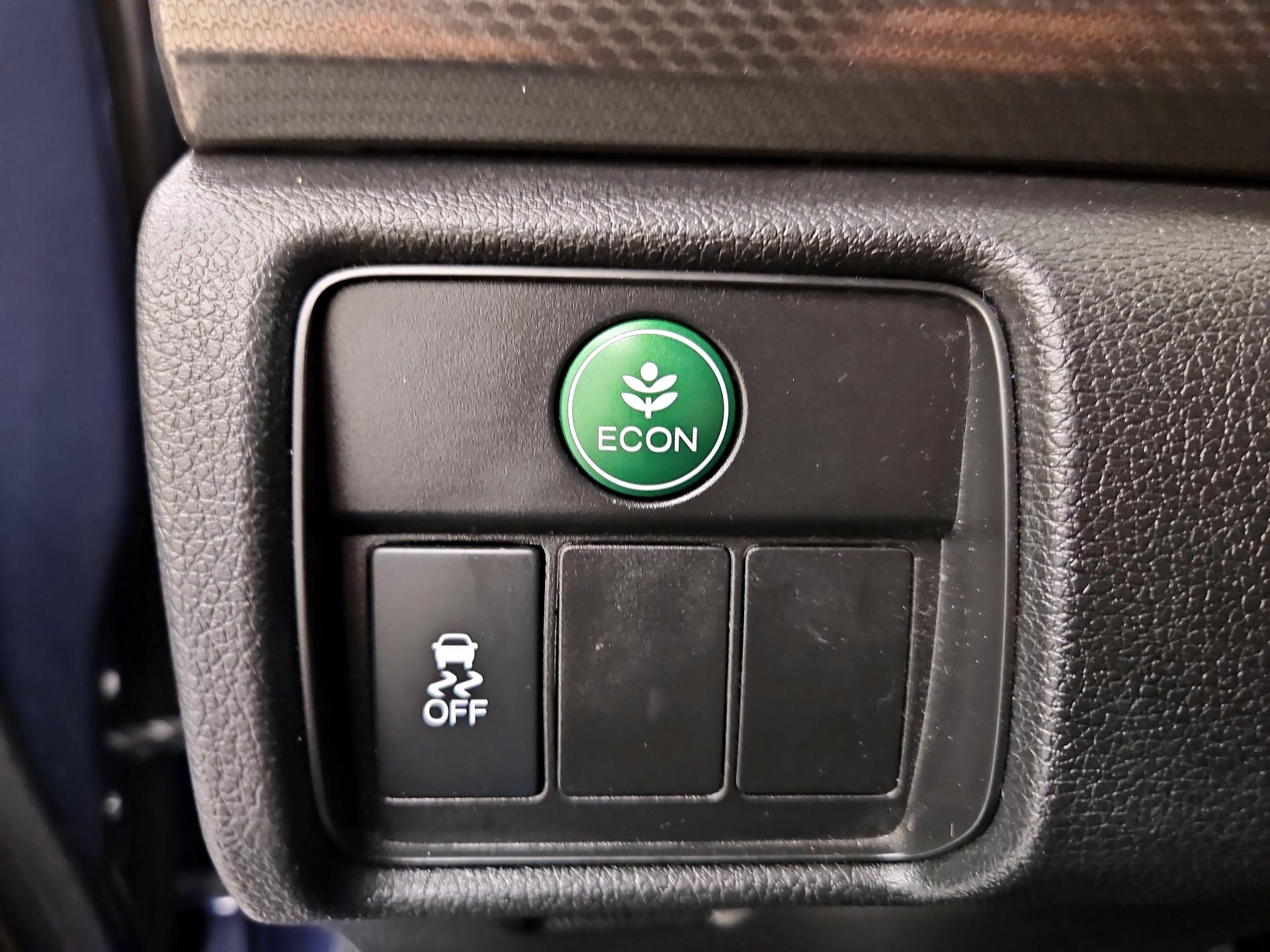 Thumbnail: 2016 Honda Accord - 13