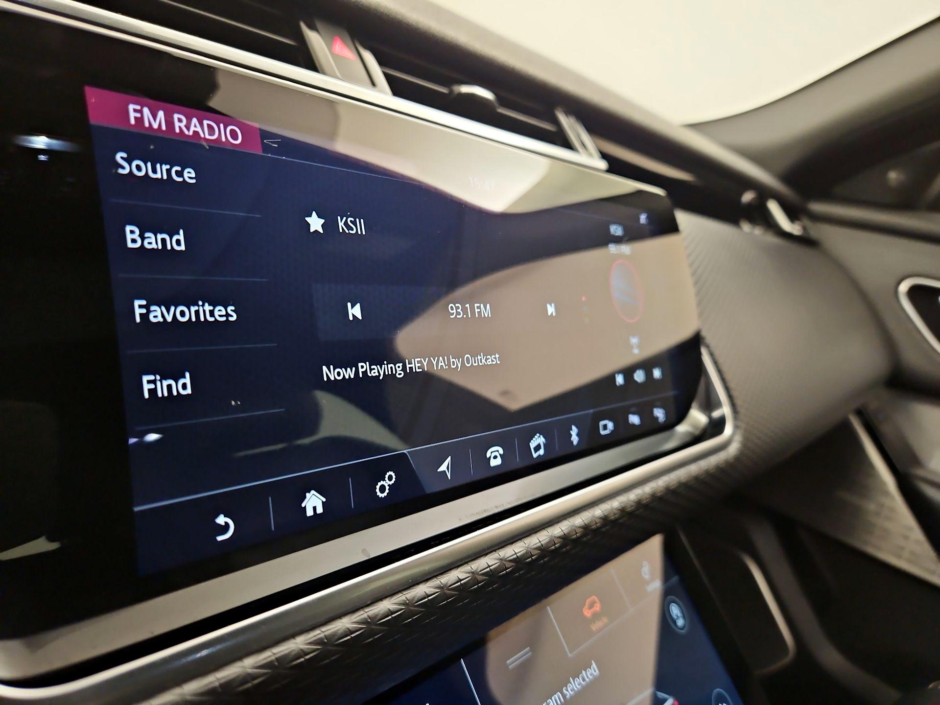 Thumbnail: 2019 Land Rover Range Rover Velar - 16