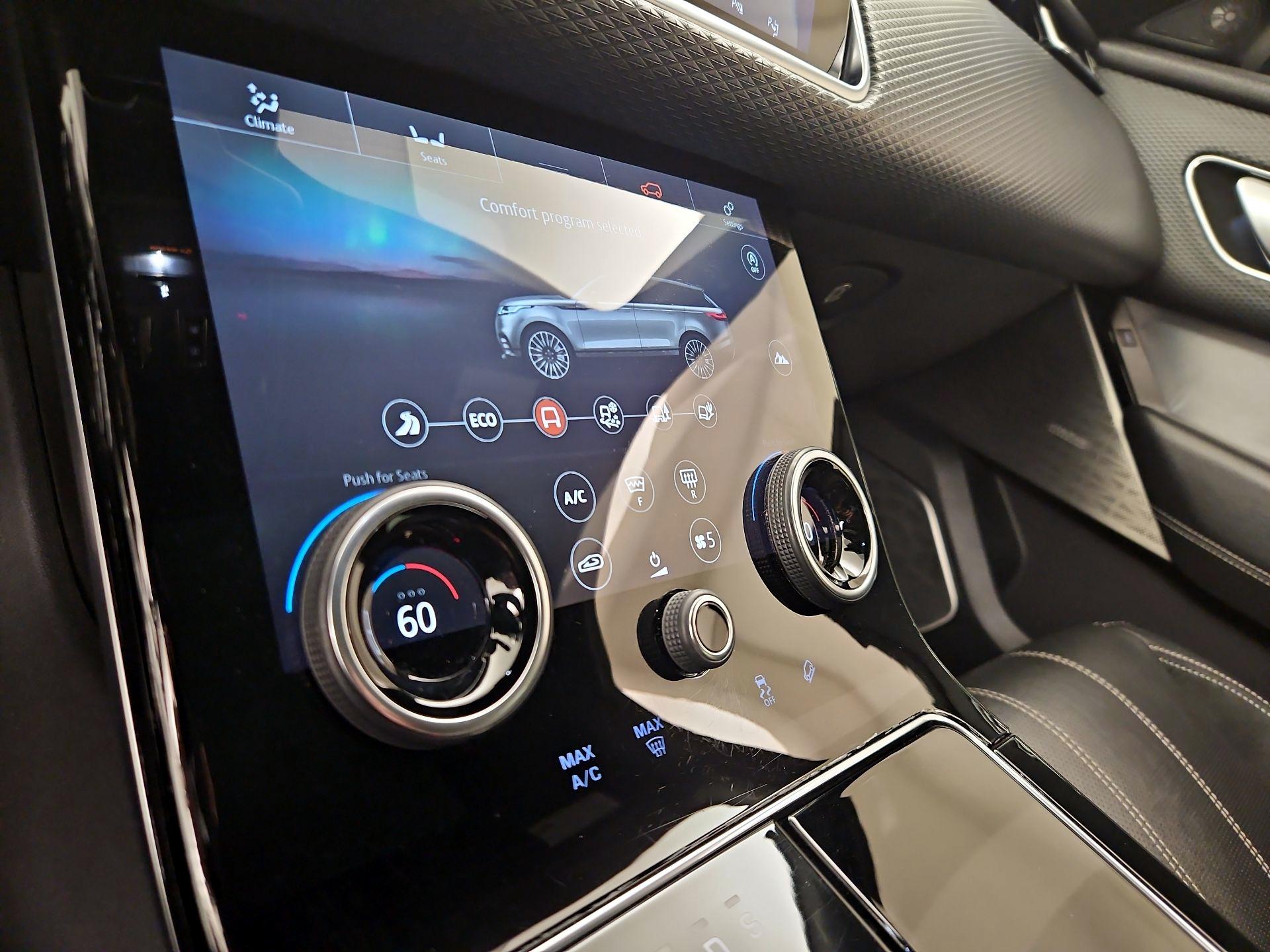 Thumbnail: 2019 Land Rover Range Rover Velar - 17