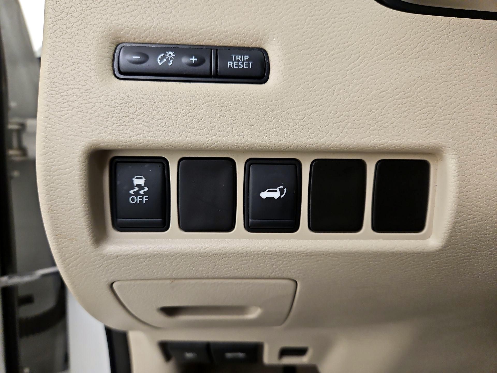 Thumbnail: 2015 Nissan Murano - 13