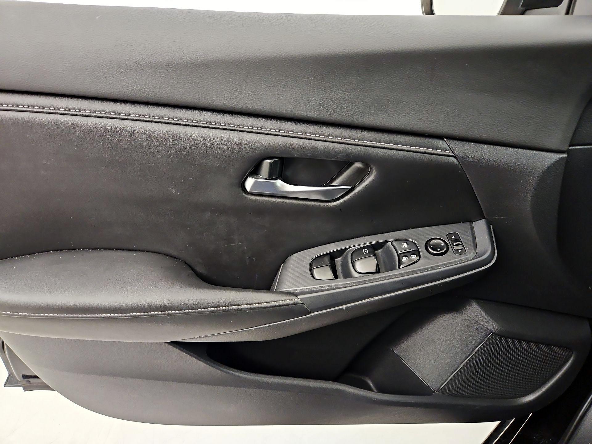 Thumbnail: 2021 Nissan Sentra - 12