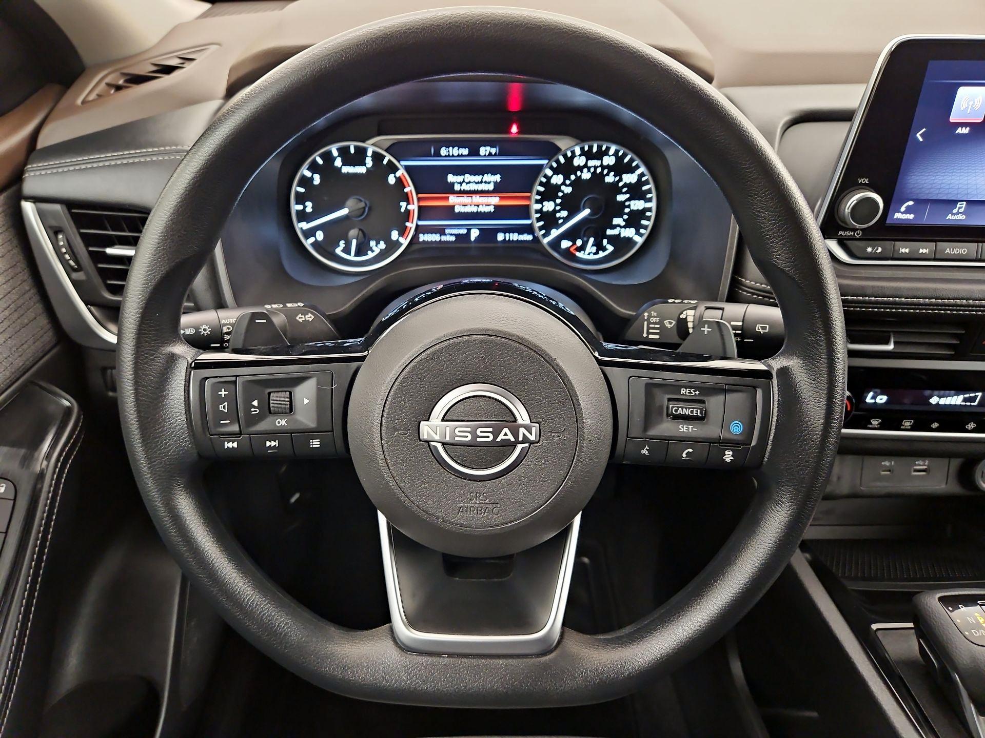 Thumbnail: 2023 Nissan Rogue - 10