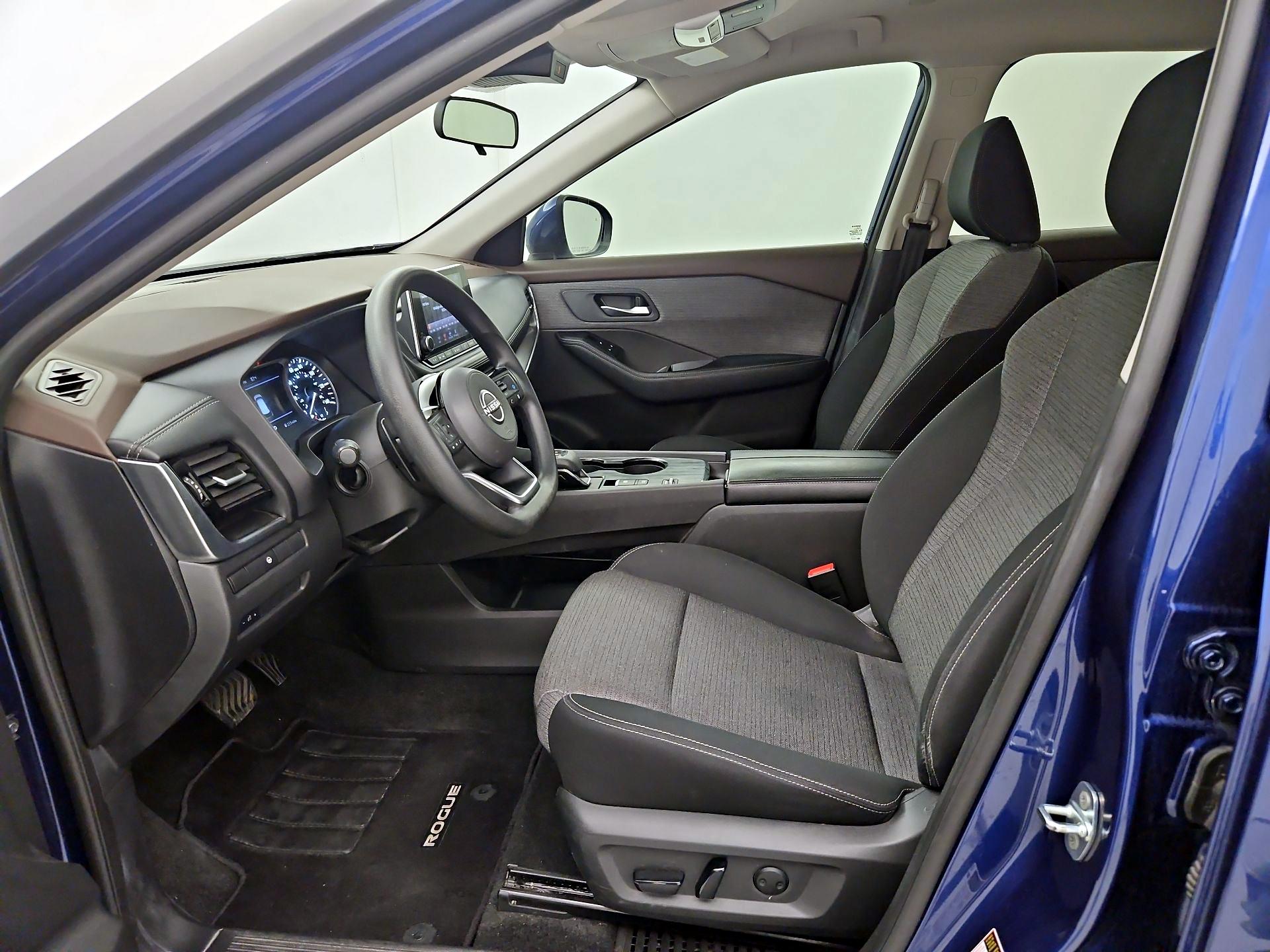 Thumbnail: 2023 Nissan Rogue - 11