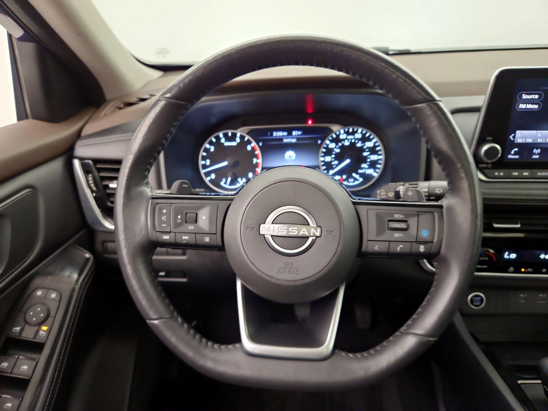 Thumbnail: 2022 Nissan Rogue - 10