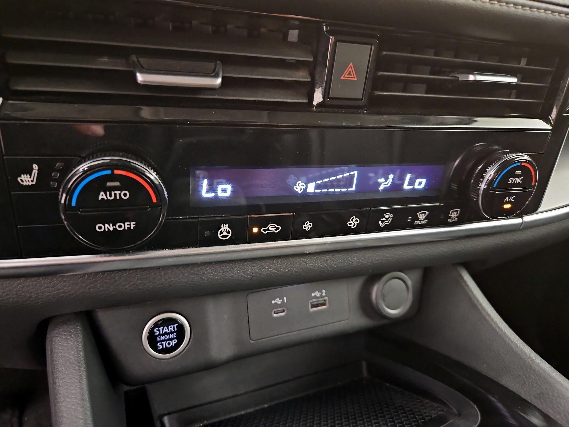 Thumbnail: 2022 Nissan Rogue - 16